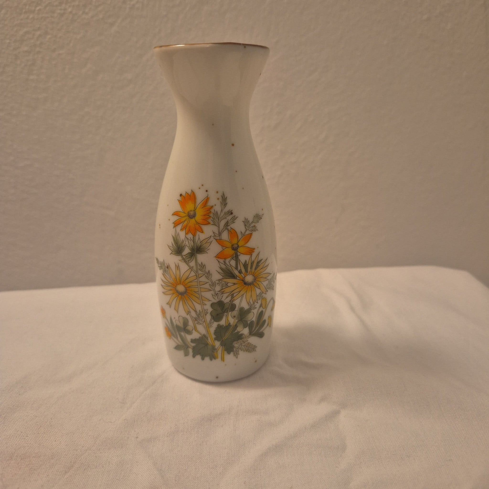 Terra, Vas med Blommor