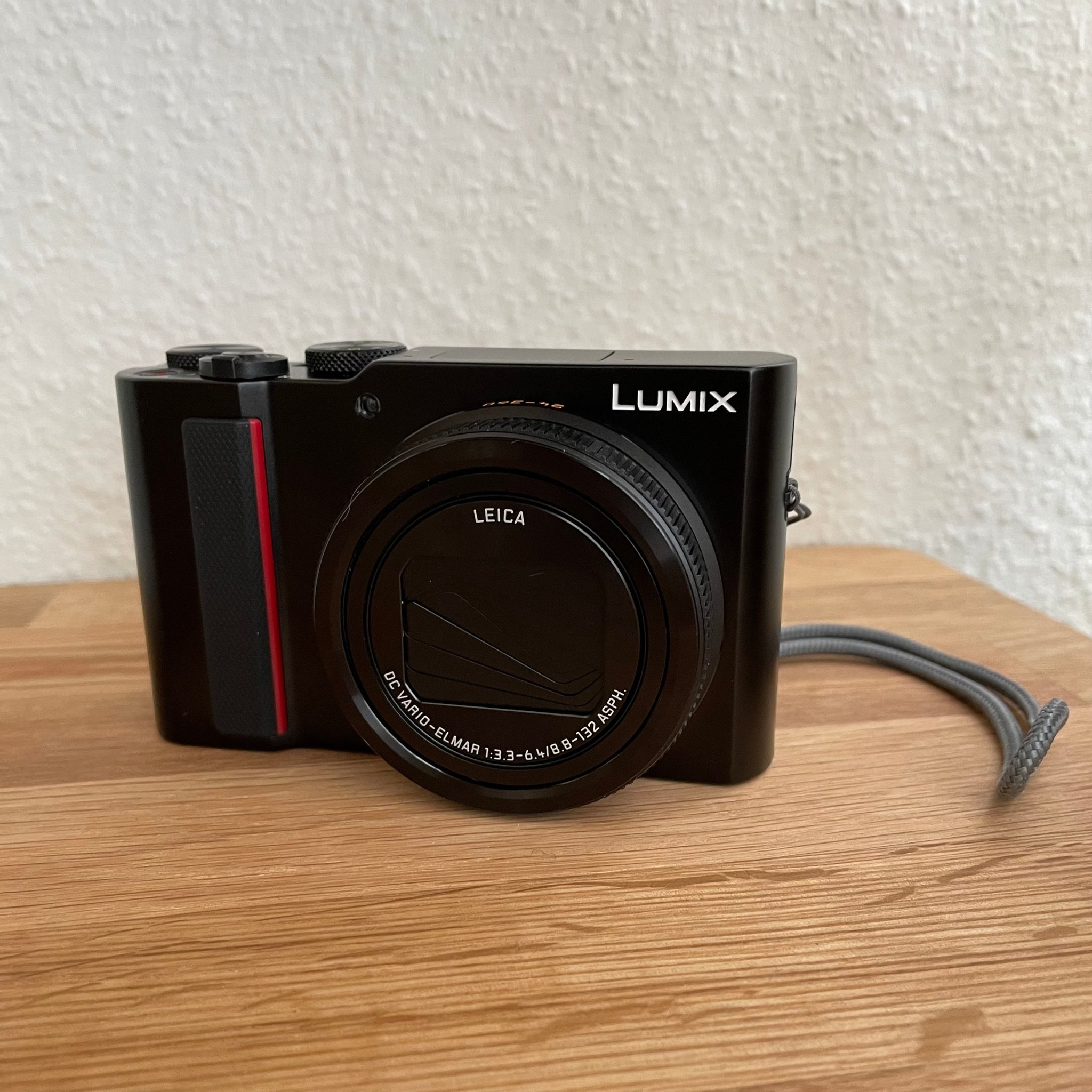 Se produkter som liknar Panasonic Lumix DC-TZ200 15x .. på Tradera