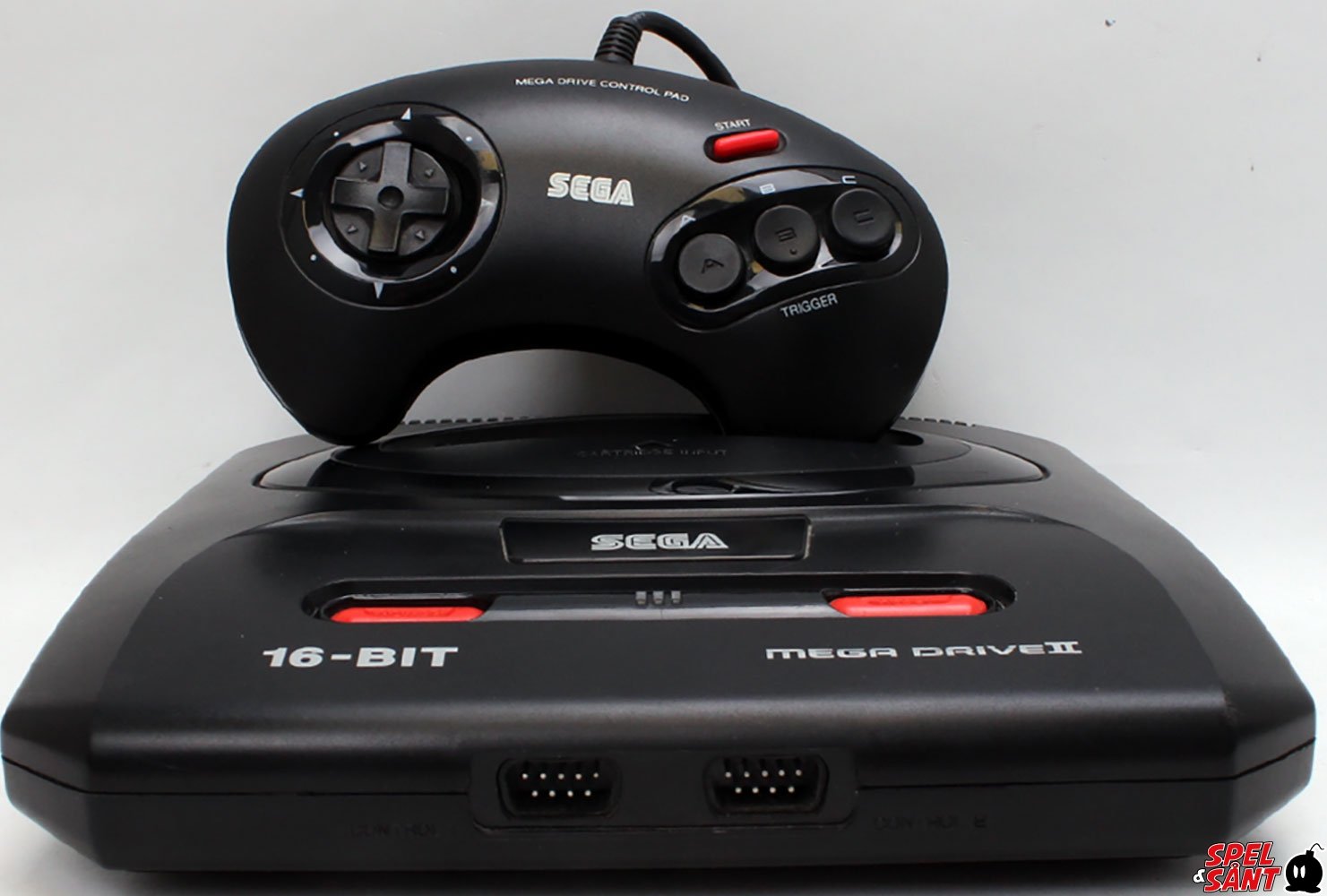 Sega Mega Drive II (2) (417361090) ᐈ SpelochSånt på Tradera