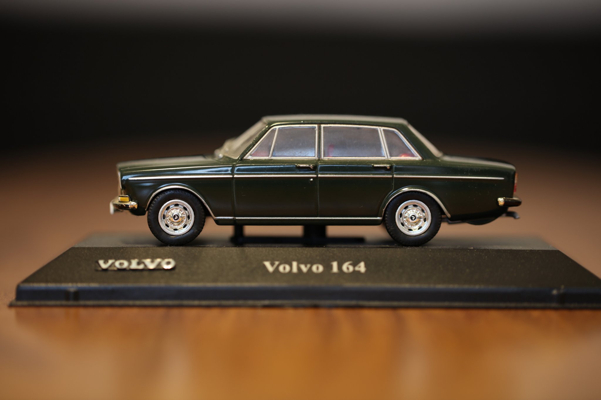 Volvo 1 43