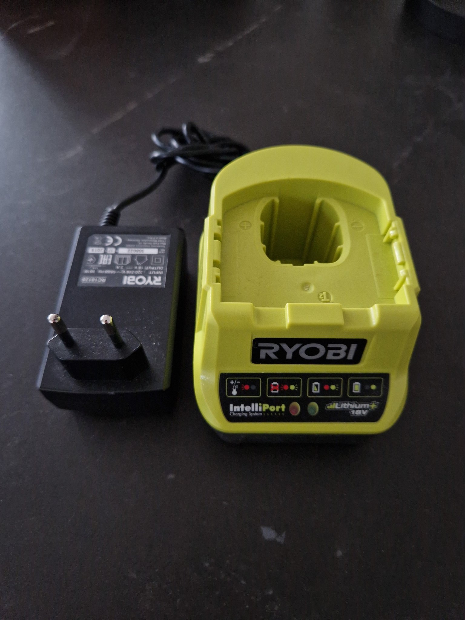 Se produkter som liknar Ryobi RC18120 ONE+ 18V batter.. på Tradera ...