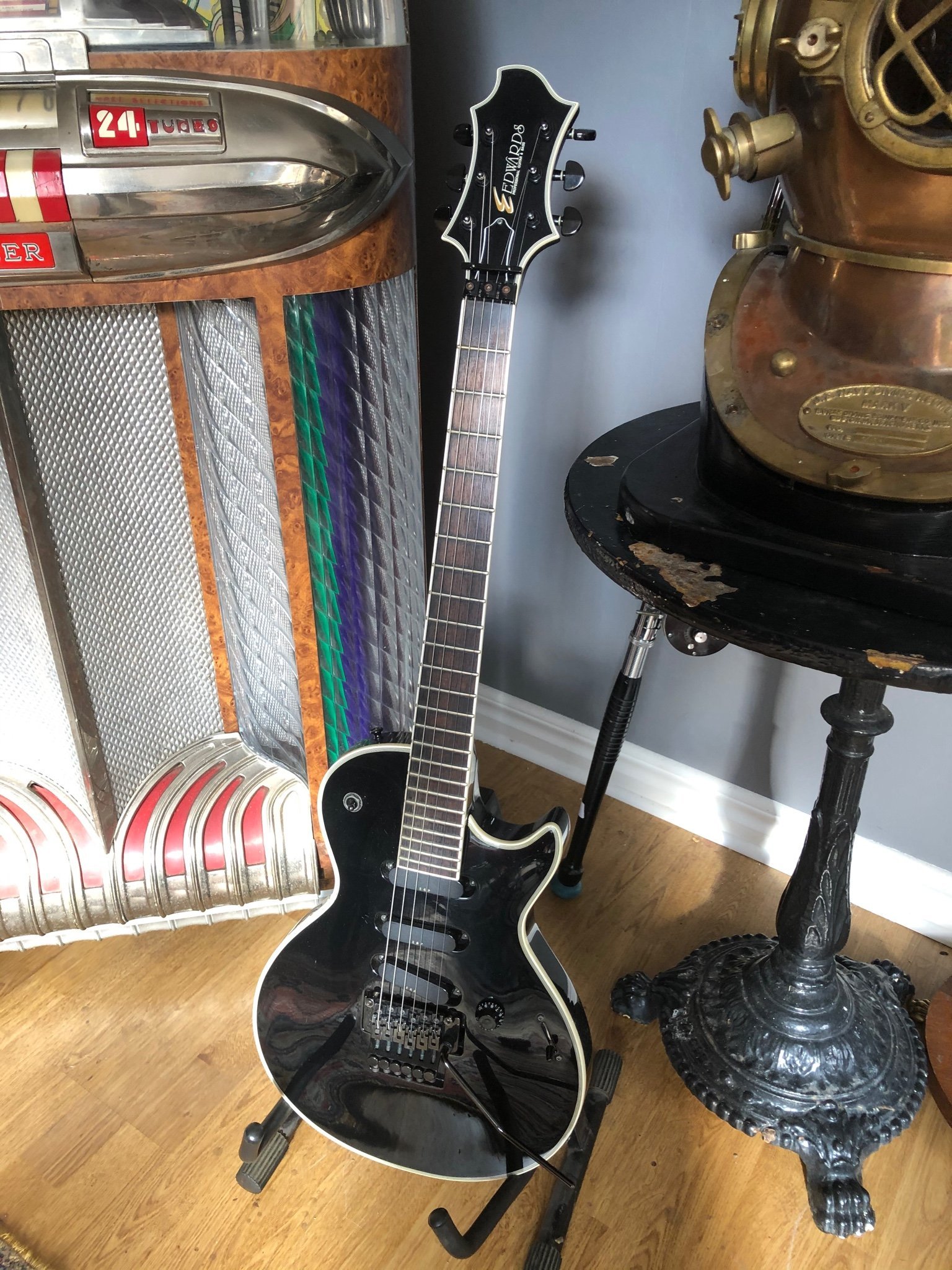 Edwards professional guitar & bass ! Elgitarr! (419031116) ᐈ Köp på Tradera