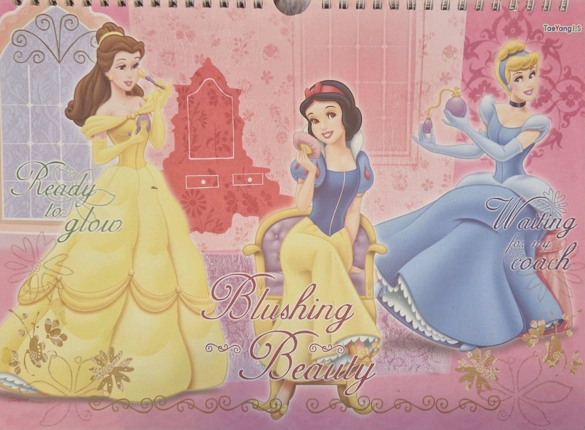 Se produkter som liknar Disney Princess Kalender på Tradera (727065242)
