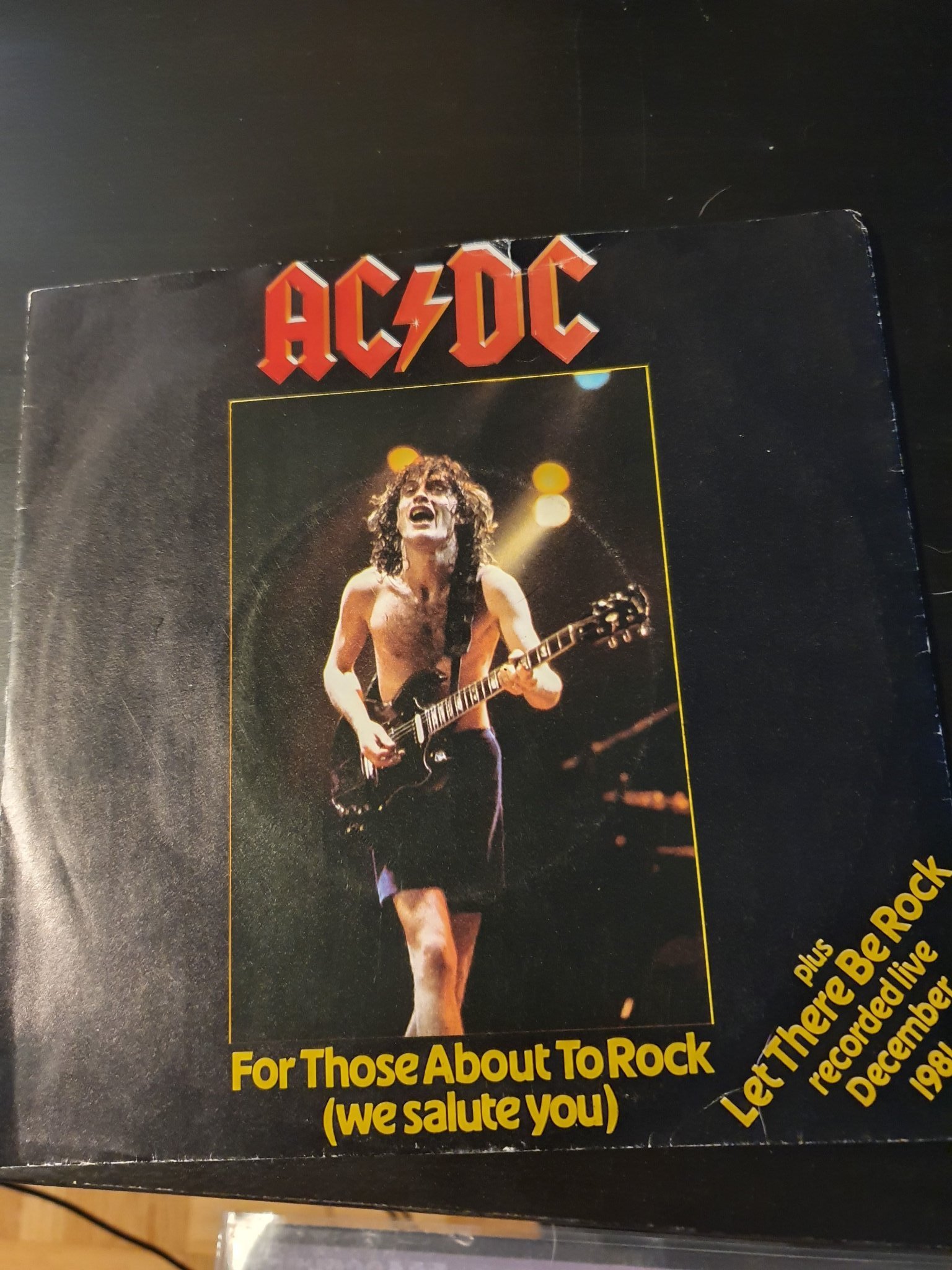 Ac/dc vinyl (408815511) ᐈ Köp på Tradera