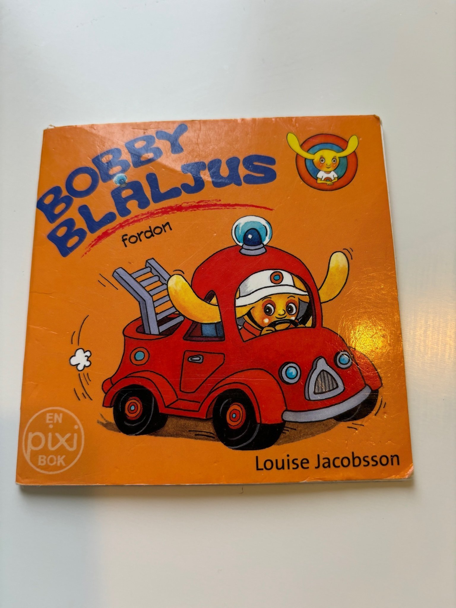 Bobby Blåljus Fordon - Louise Jacobsson