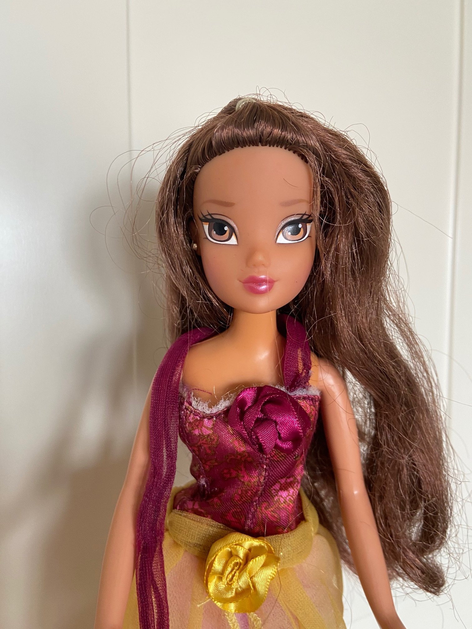 MGA Storytime Princess Collection Barbie docka .. (397363031) ᐈ Köp på