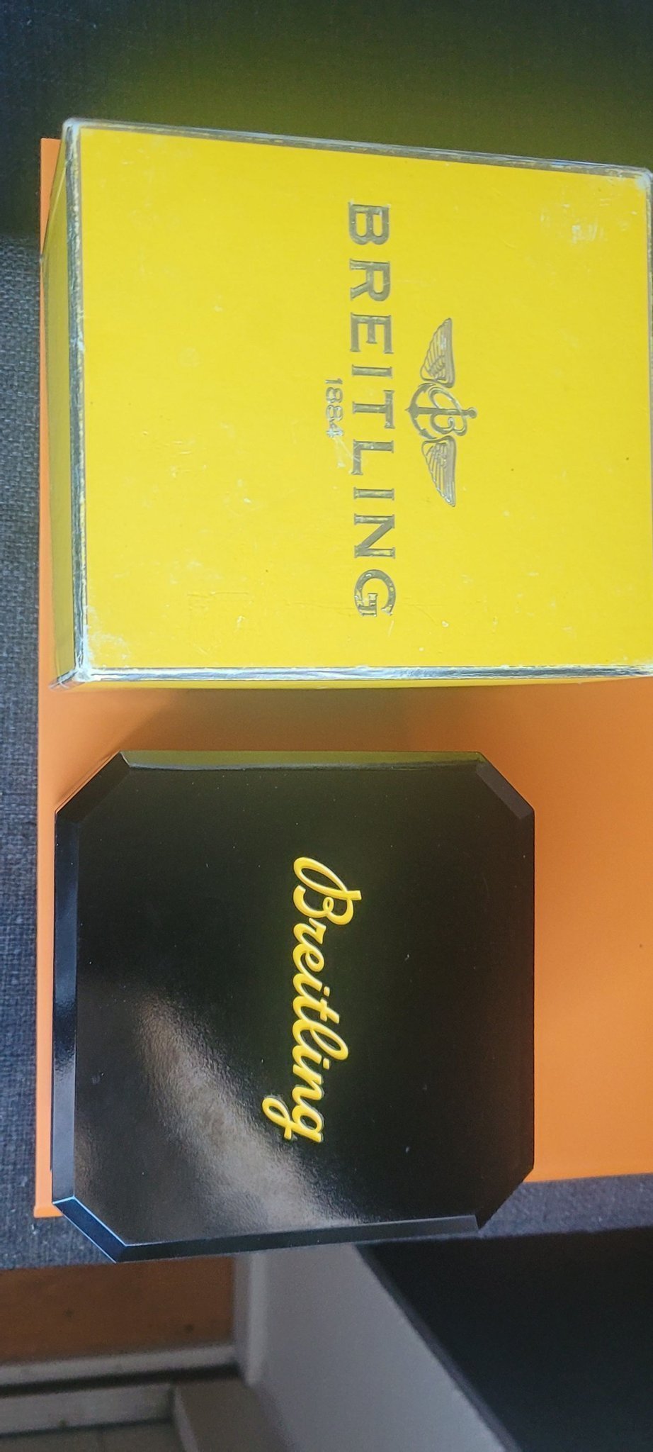Vintage: breitling watch box