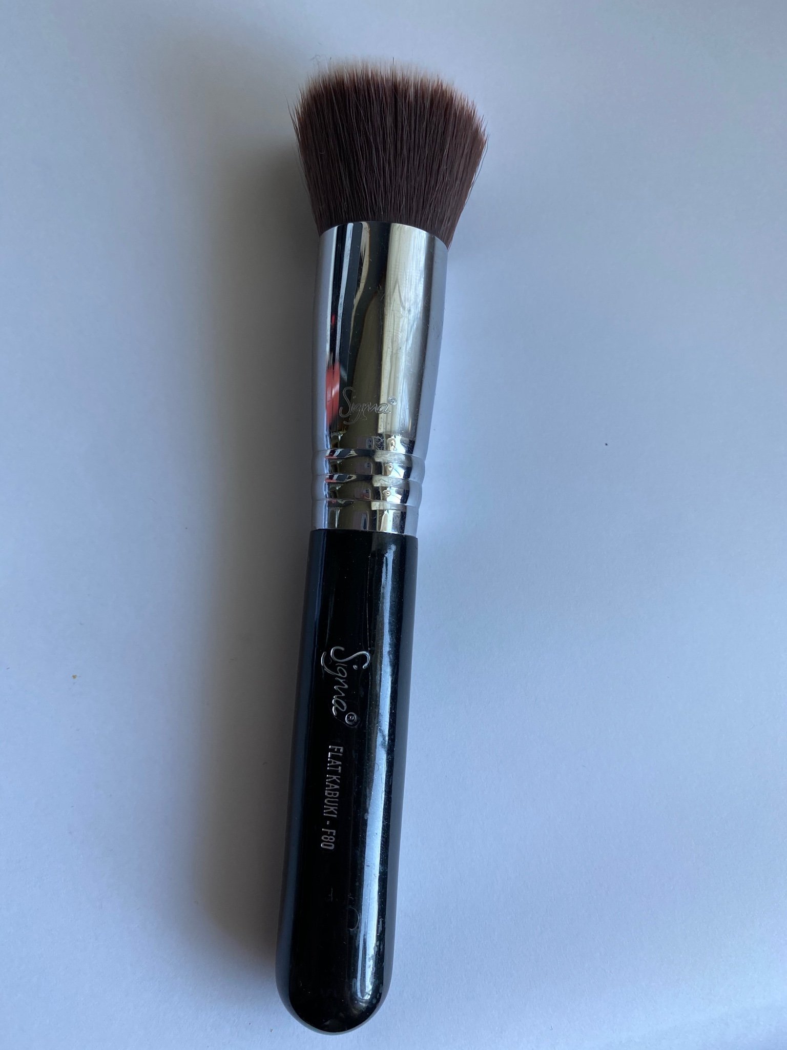 Sigma Flat Kabuki F80 Foundation Makeup Brush S.. (405537502) ᐈ Köp på