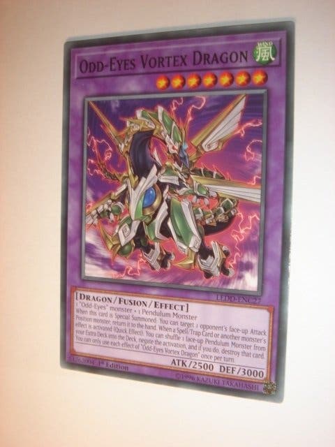 Odd-Eyes Vortex Dragon LEDD-ENC27 .. | Köp från caprod2 på Tradera ...