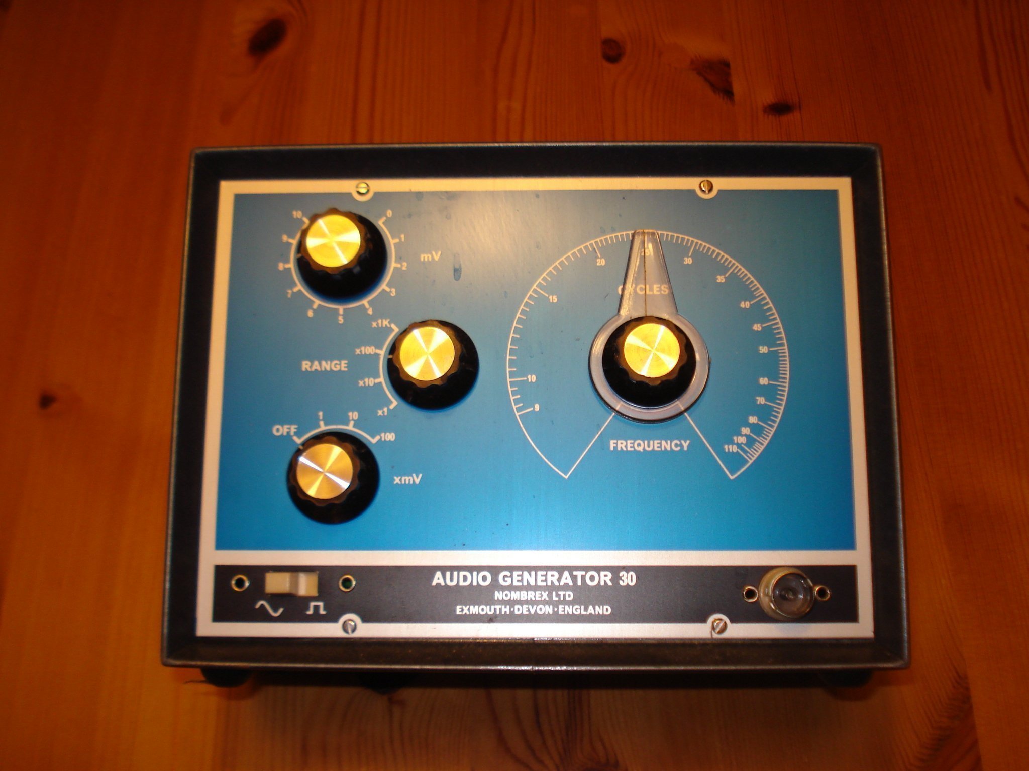 Audio Signal Generator (406650256) ᐈ Köp på Tradera
