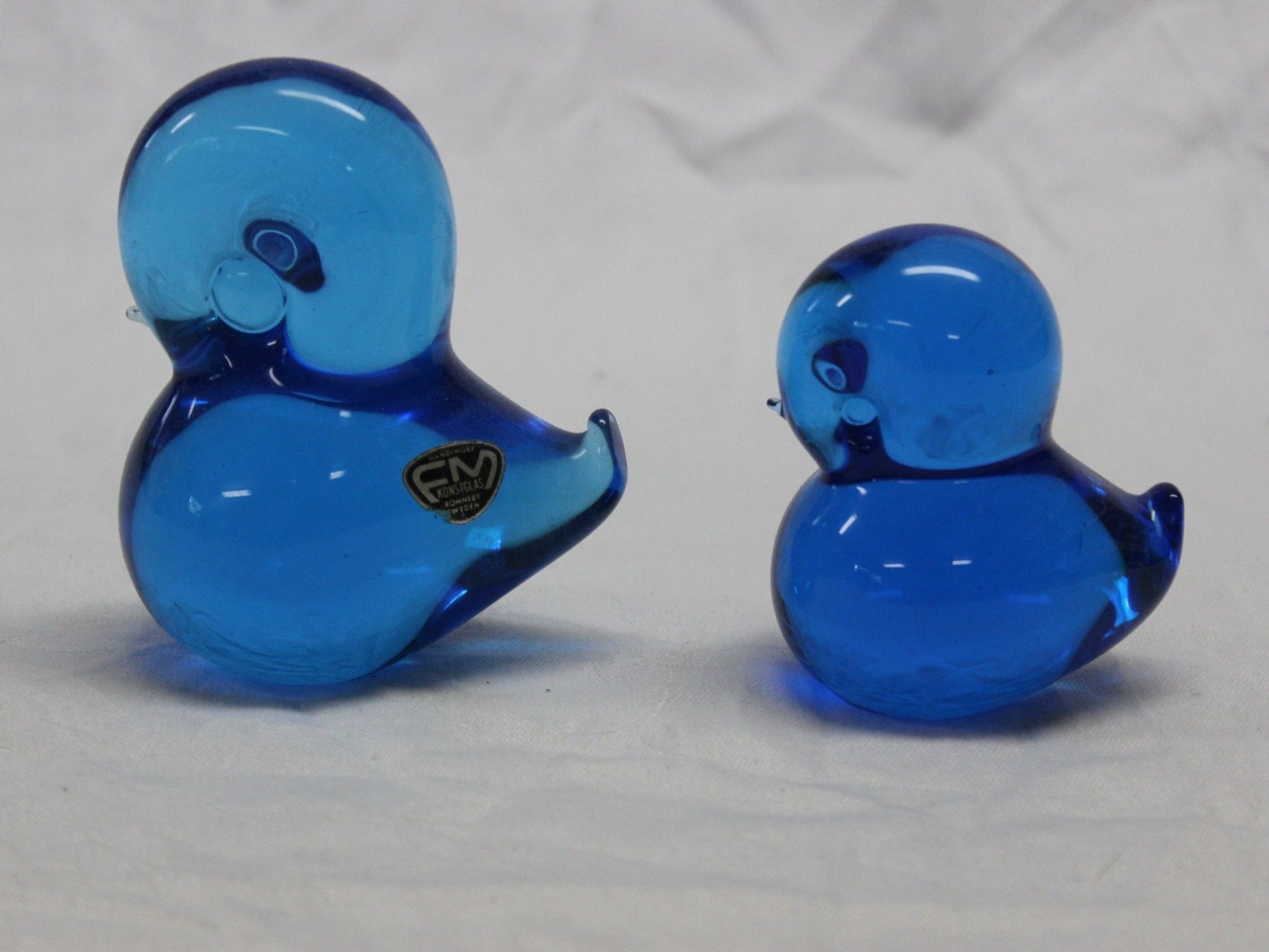 2 Handgjorda Glasfågel Fågel Fåglar i Glas FM R.. Köp på Tradera