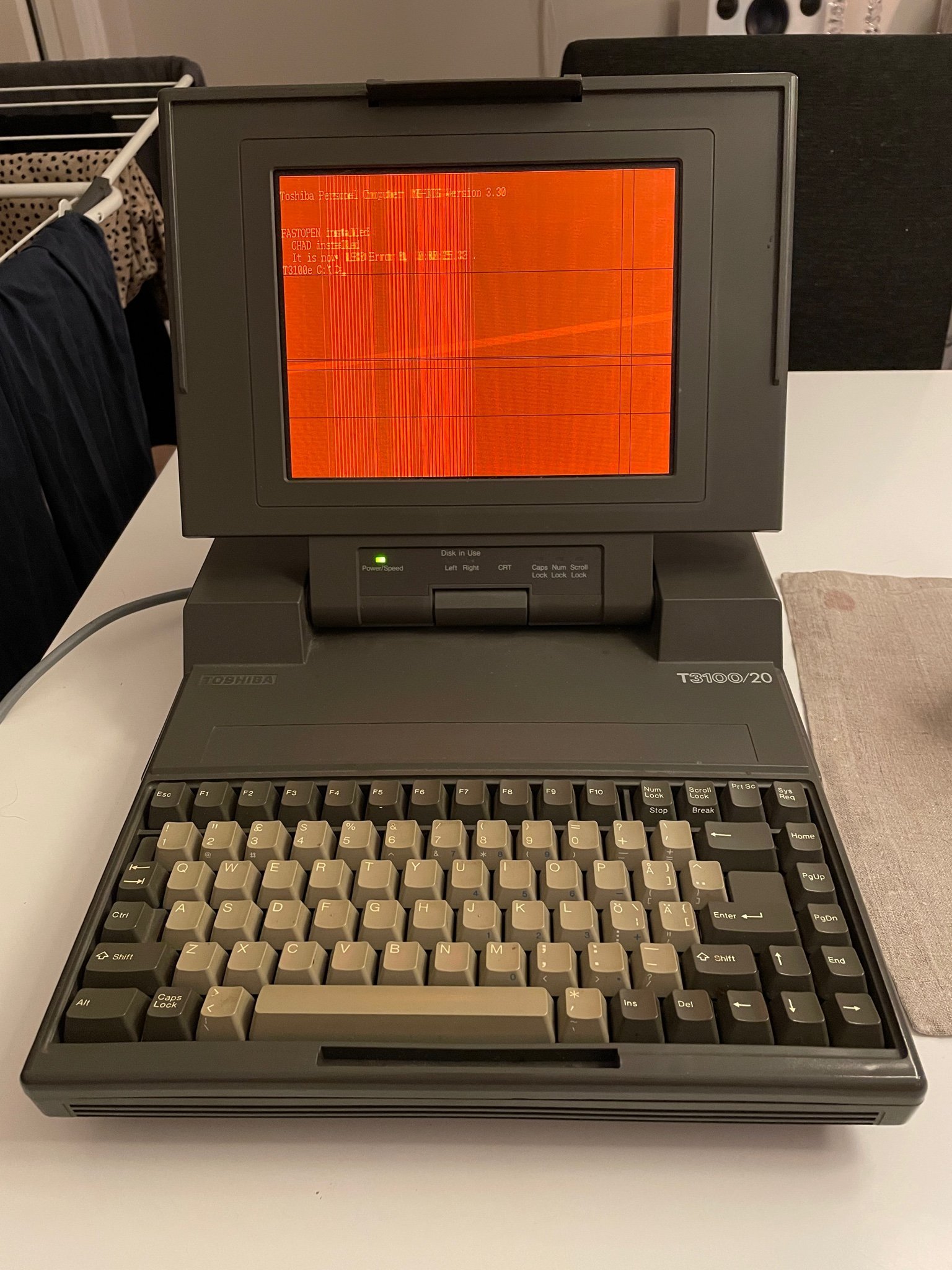 Se produkter som liknar Toshiba T3100/20 i fint skick på Tradera ...