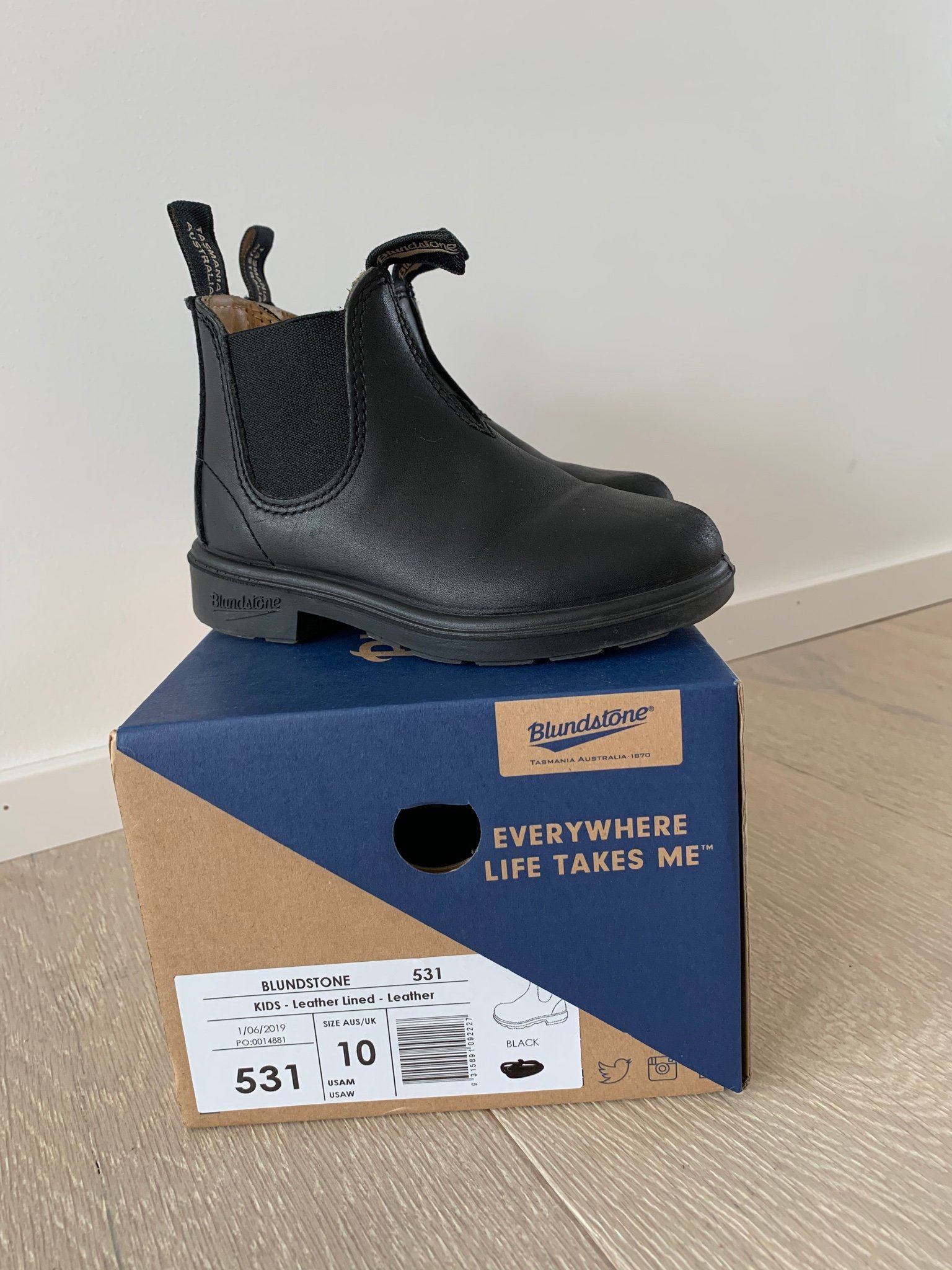 blundstone 28