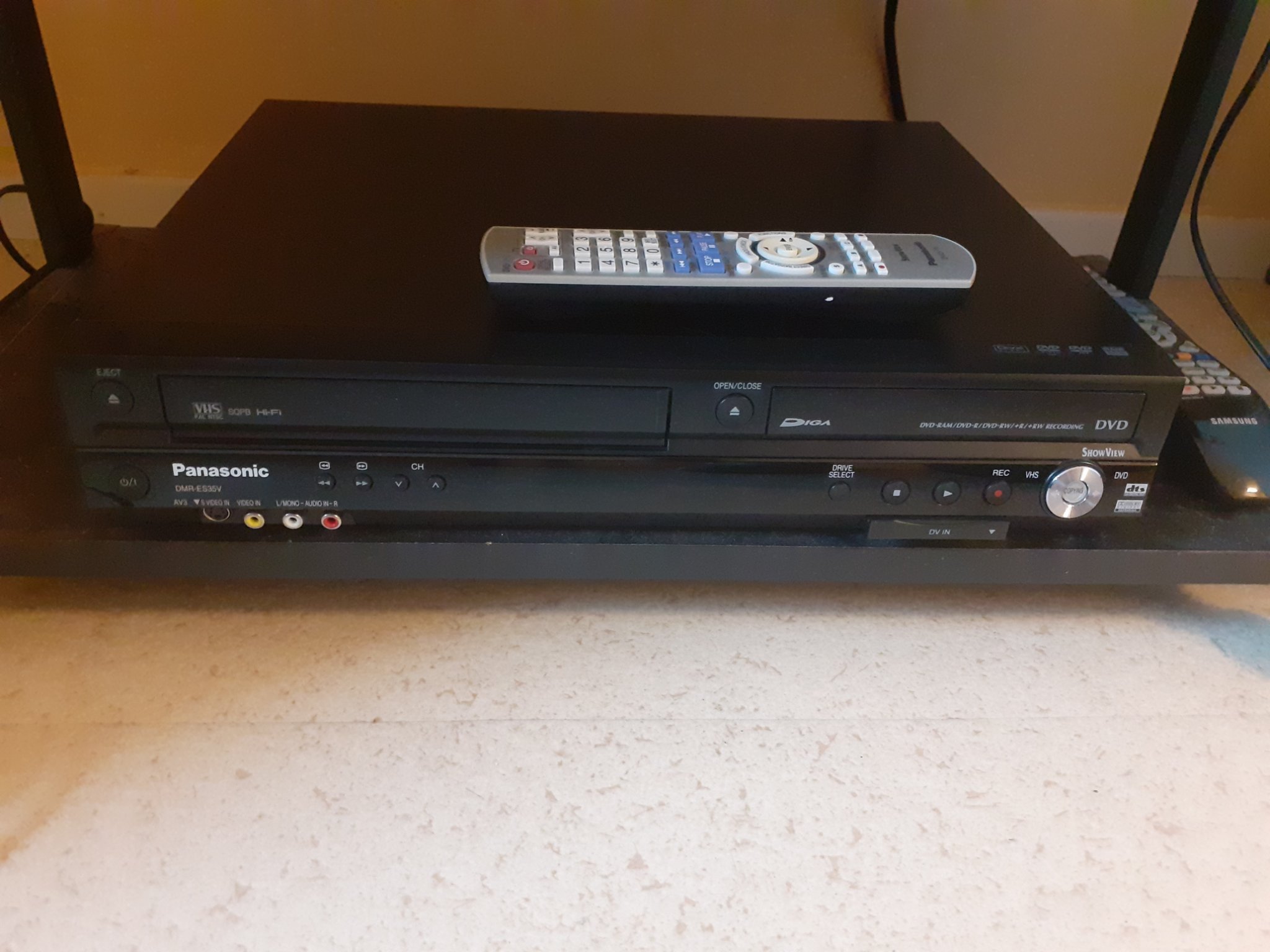 Panasonic dmr-es35v combo med dvdbrannare.igot.. (407261780) ᐈ Köp på