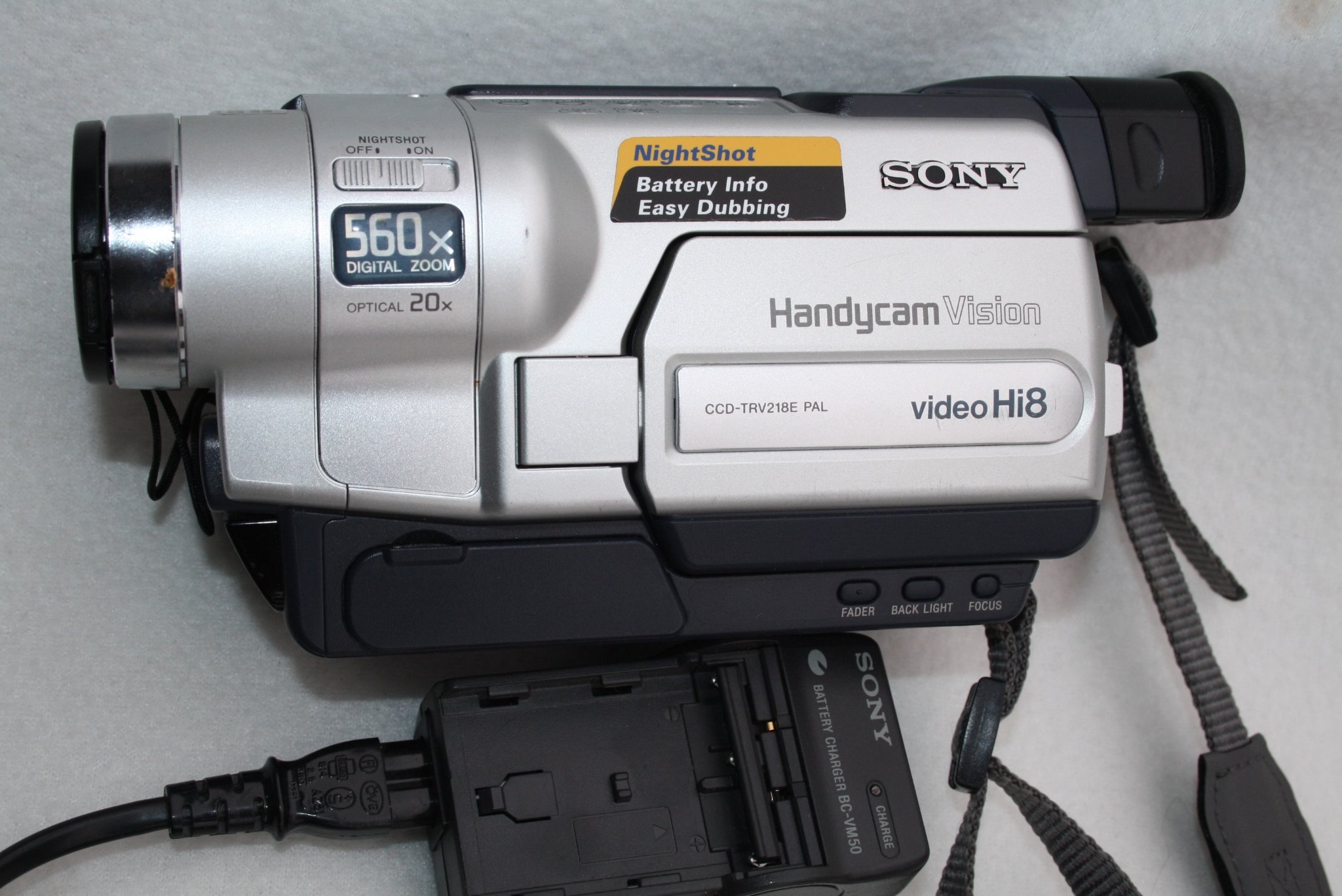 VIDEOKAMERA SONY Hi8 HANDYCAM CCDTRV218E PAL (452302769) ᐈ Köp på