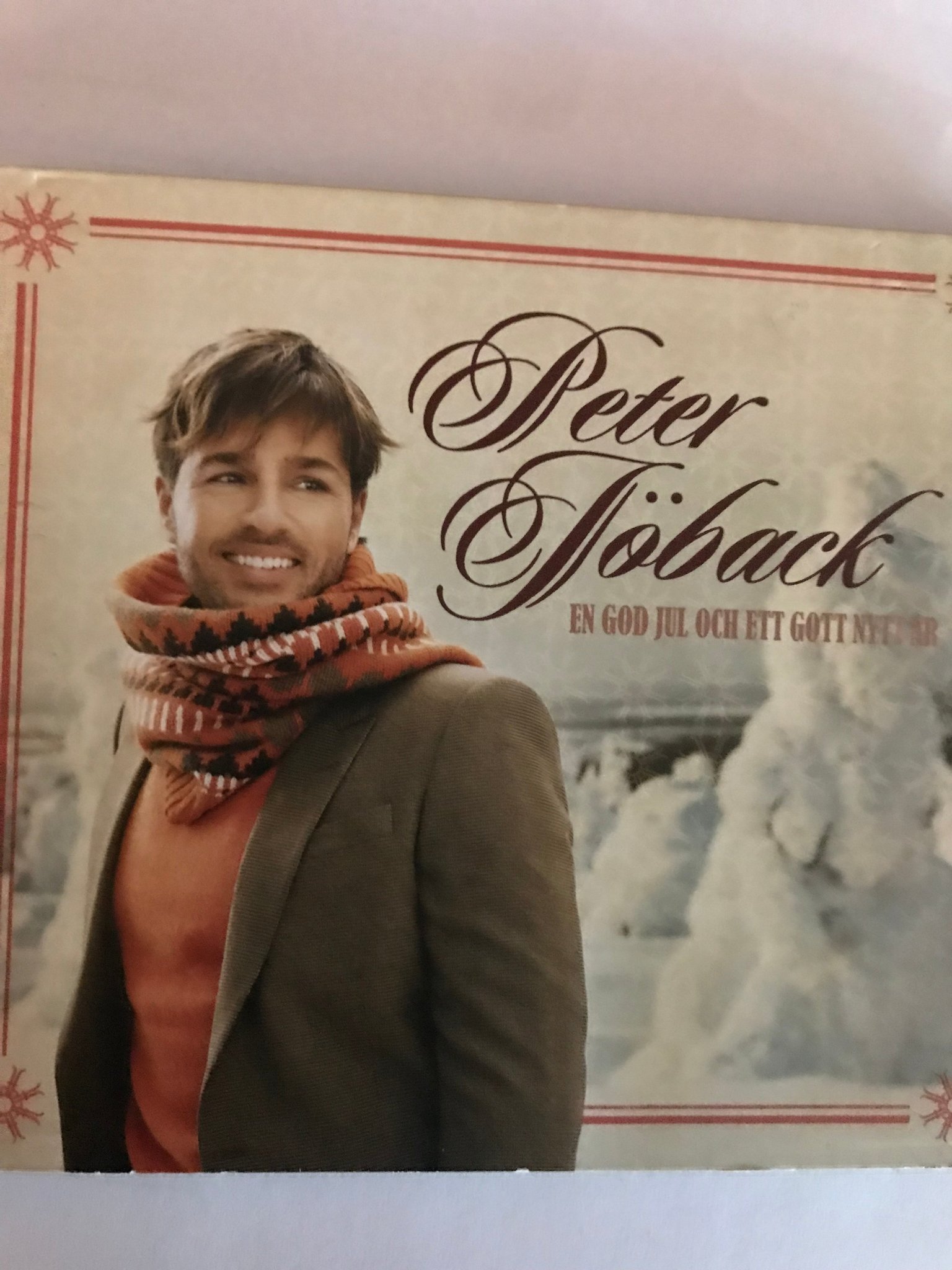 CD SKIVA I BOKFORMAT PETER JÖBACK EN GOD JUL OC.. Köp på Tradera