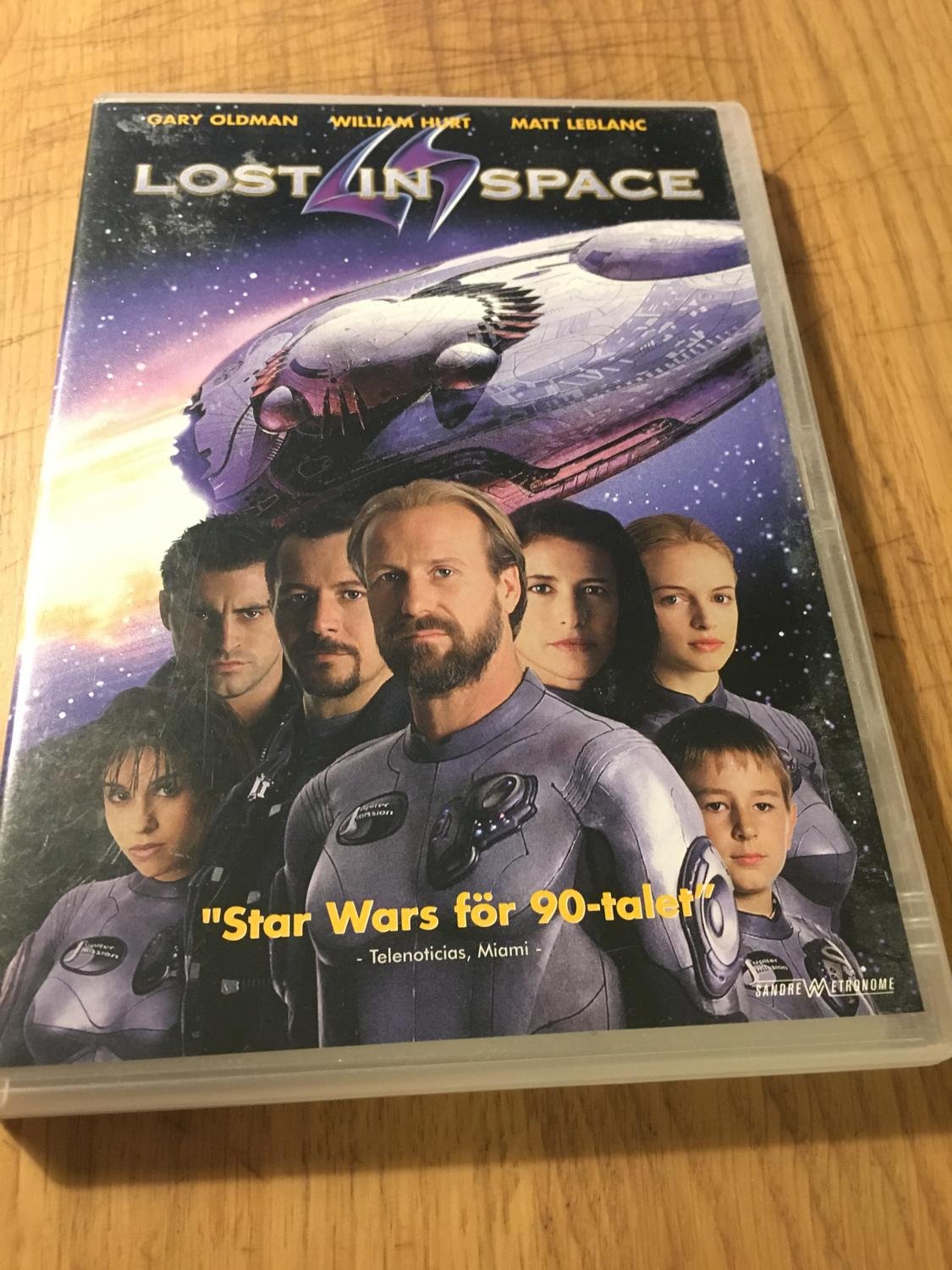 william hurt lost in space