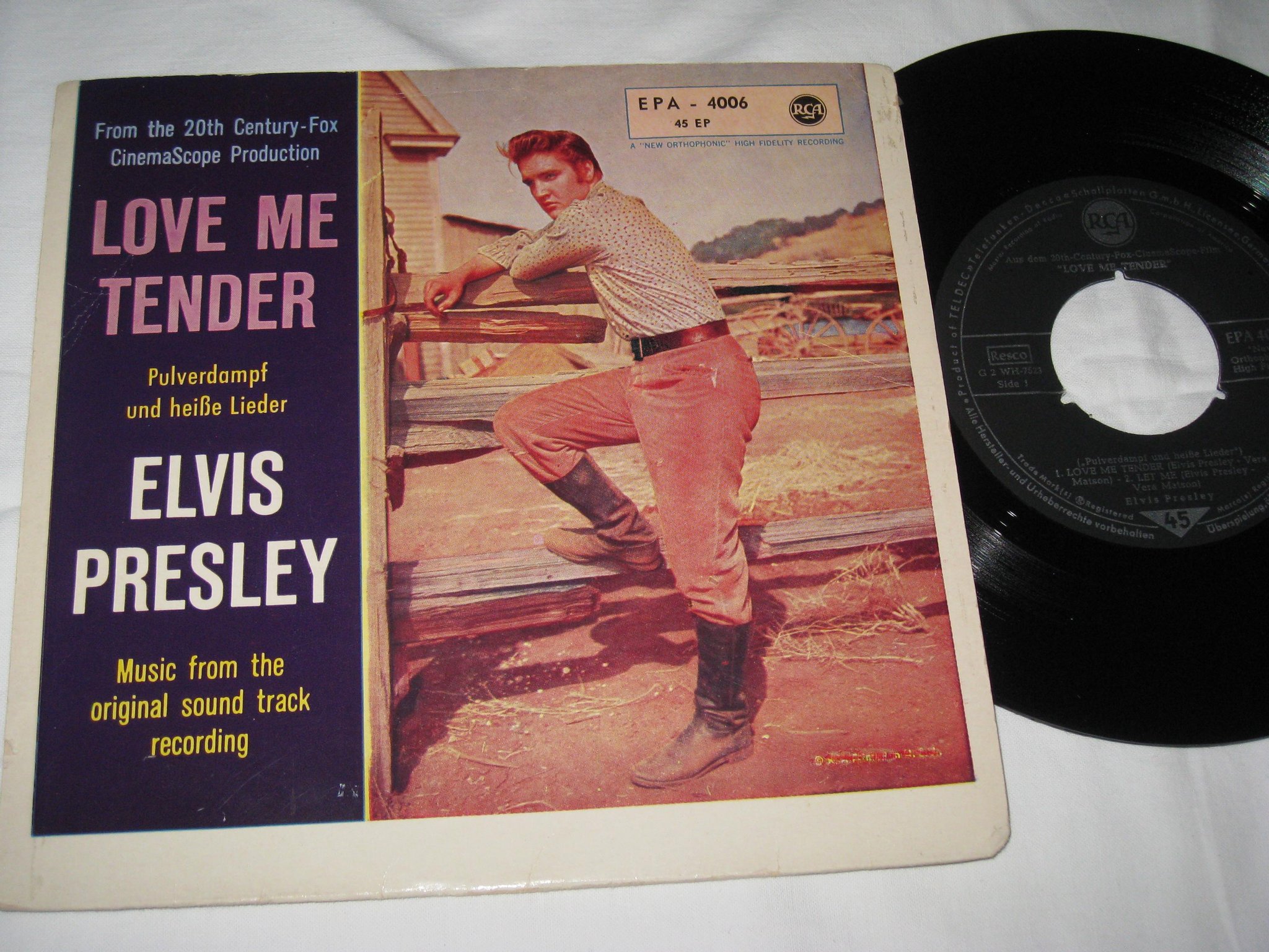ELVIS PRESLEY LOVE ME TENDER + 3 EP Köp på Tradera (572030521) ELVIS PRESLEY LOVE ME TENDER + 3 EP Köp på Tradera (572030521)