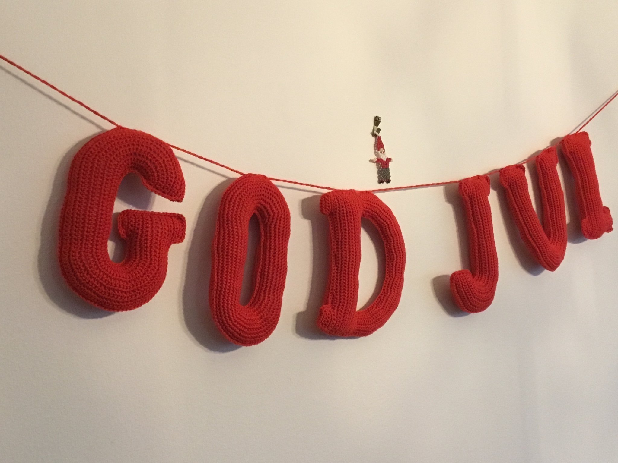 Se produkter som liknar 6 Virkade / virkat bokstäver .. på Tradera