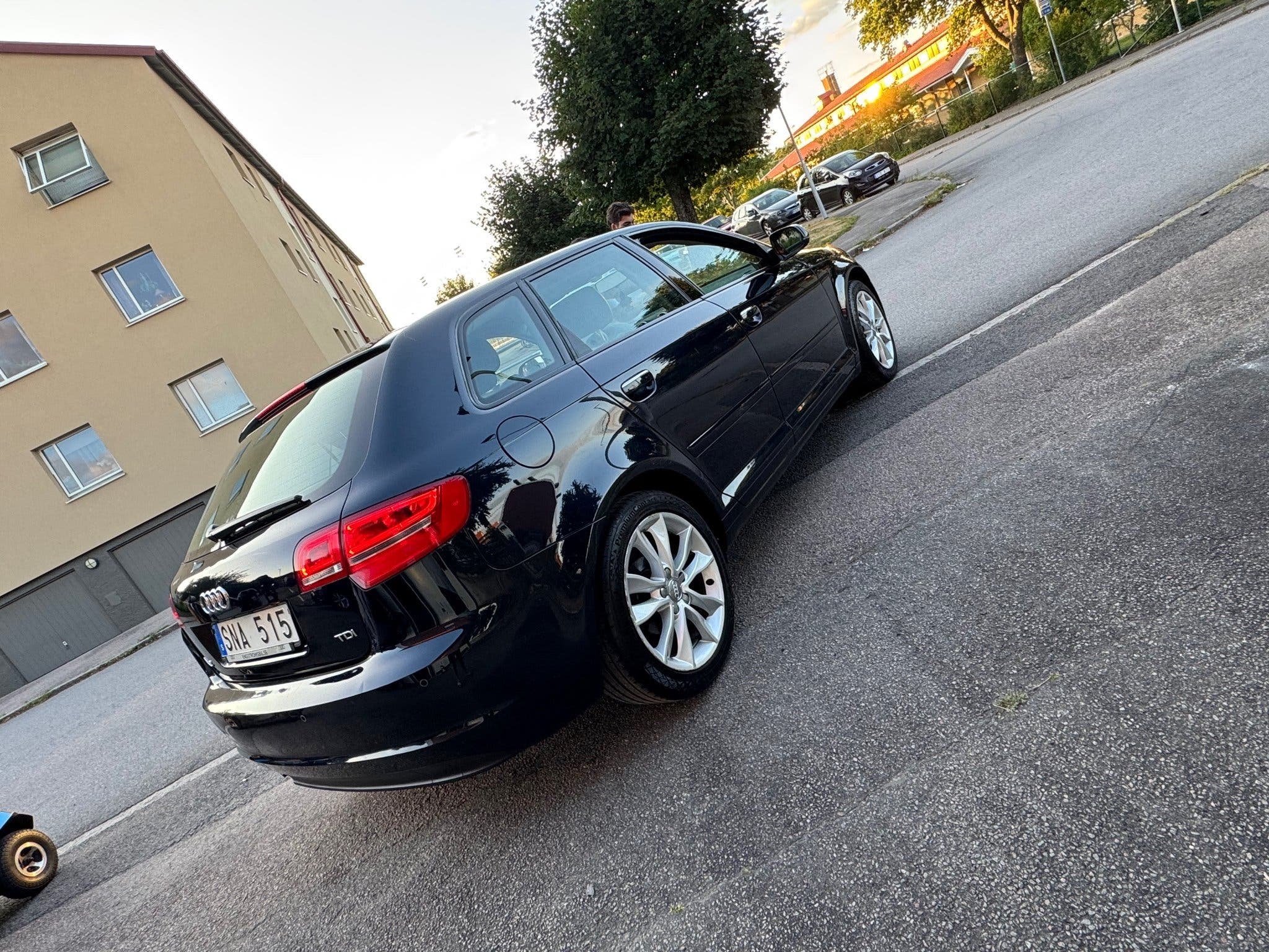 Audi A3 Sportback 2.0 TDI S Tronic, 140hp, 2012