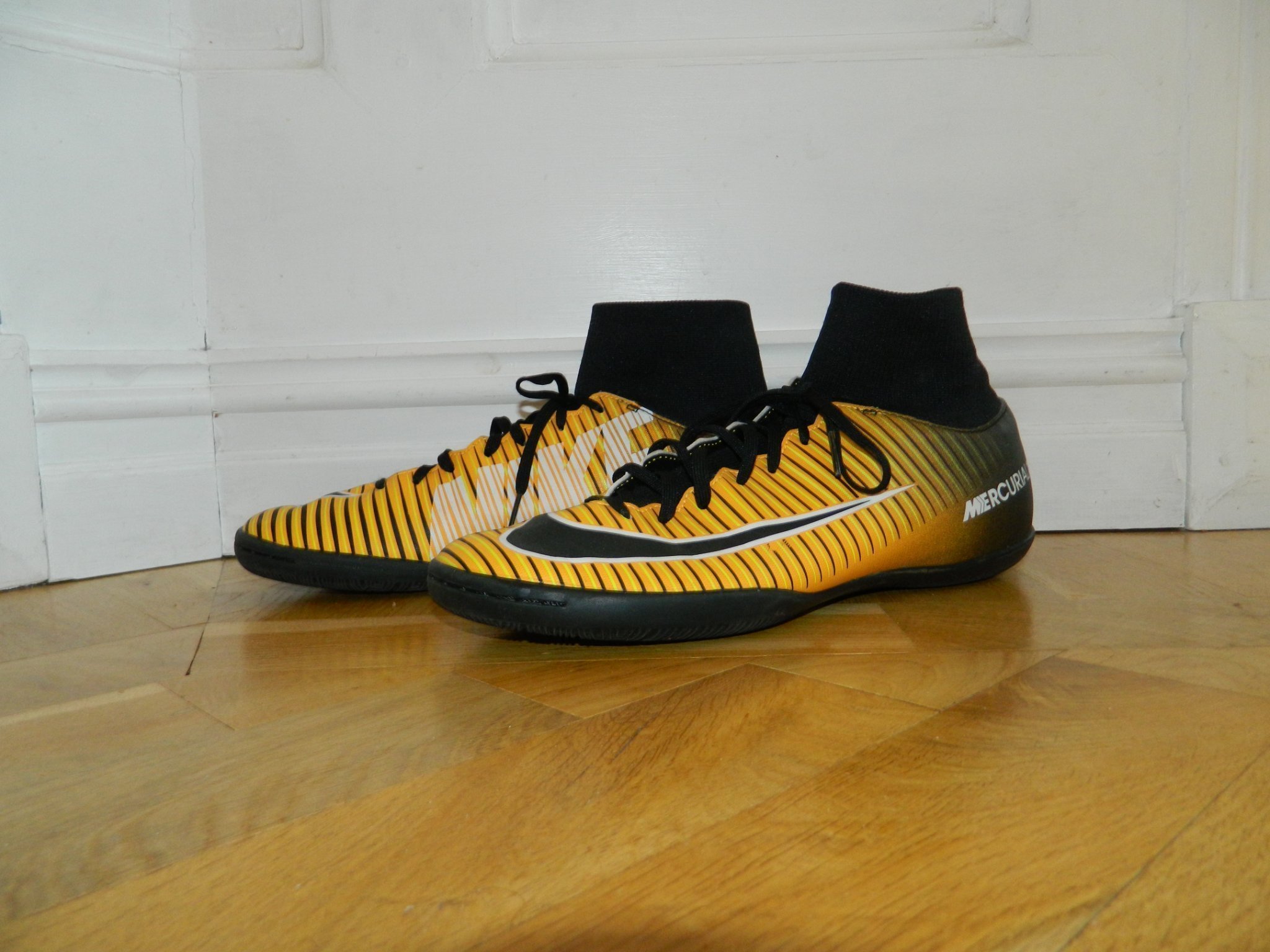 nike mercurial x victory