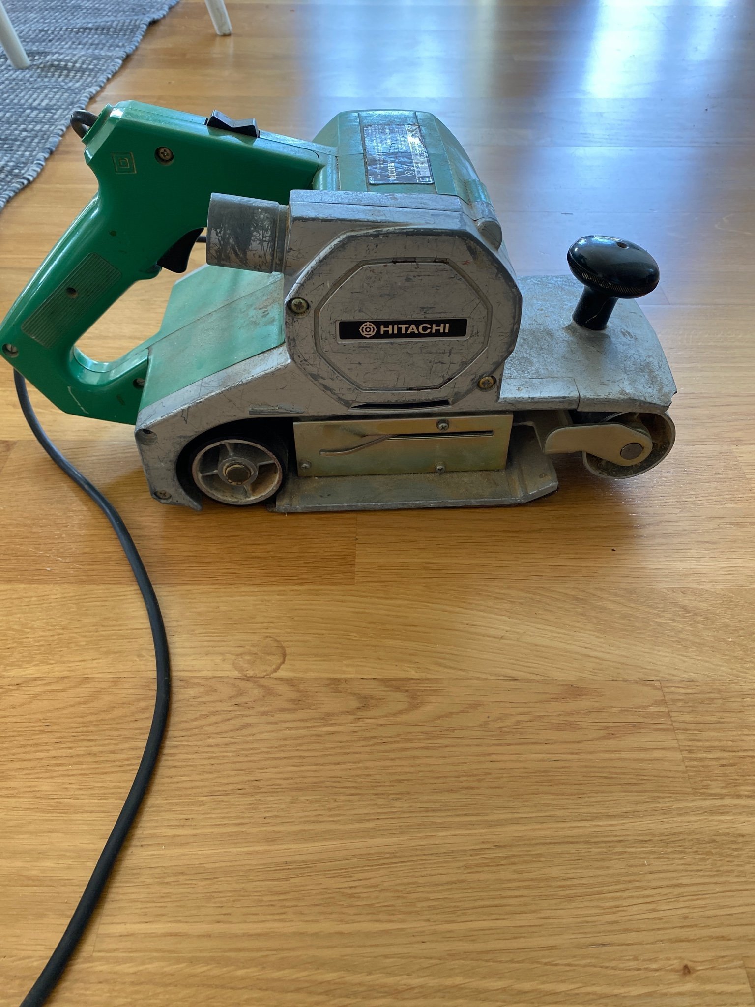 Hitachi Belt Sander SB110 Köp på Tradera (594614702)