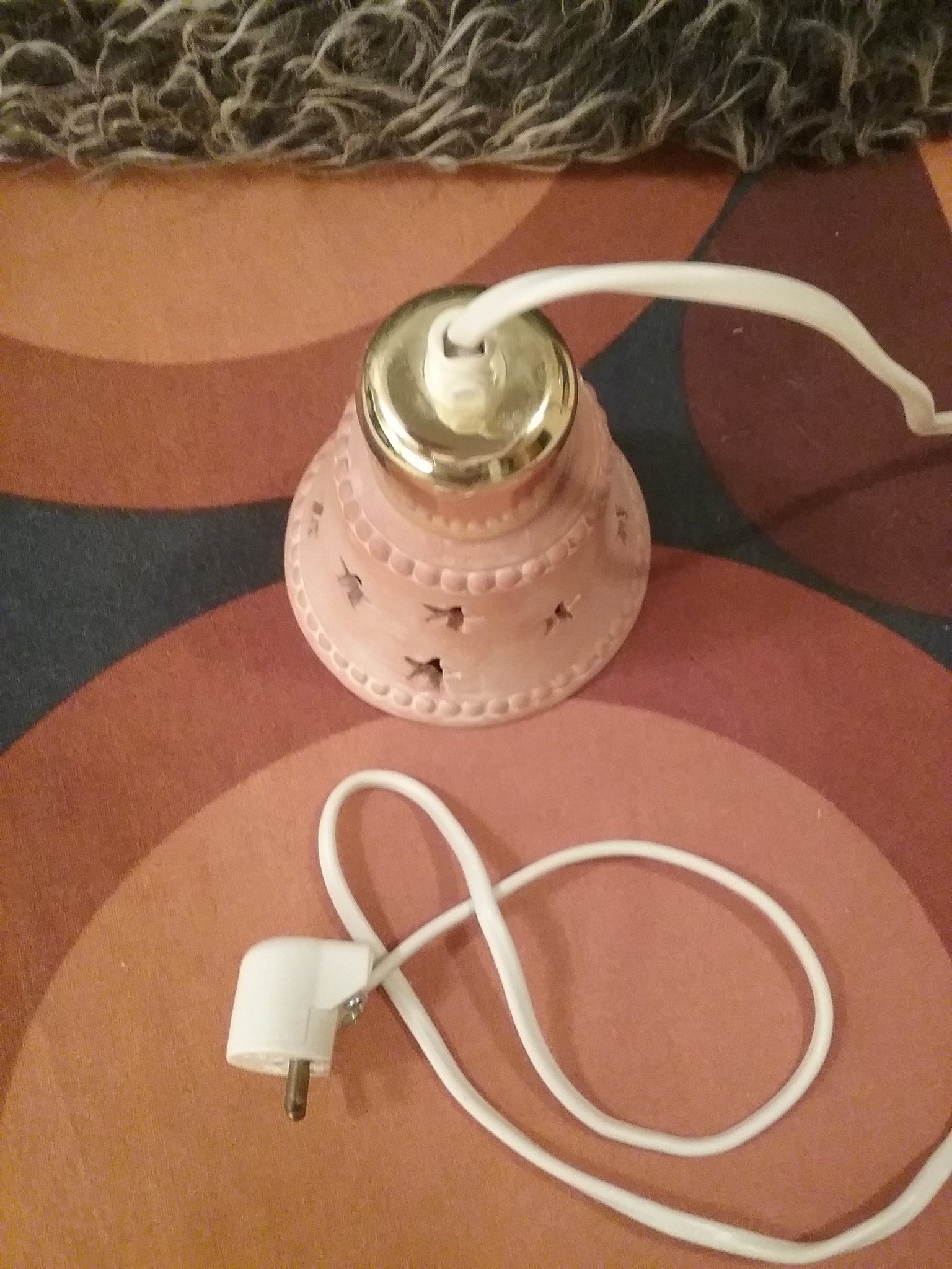 Liten och söt fönsterlampa, jul, advent, keramiklampa