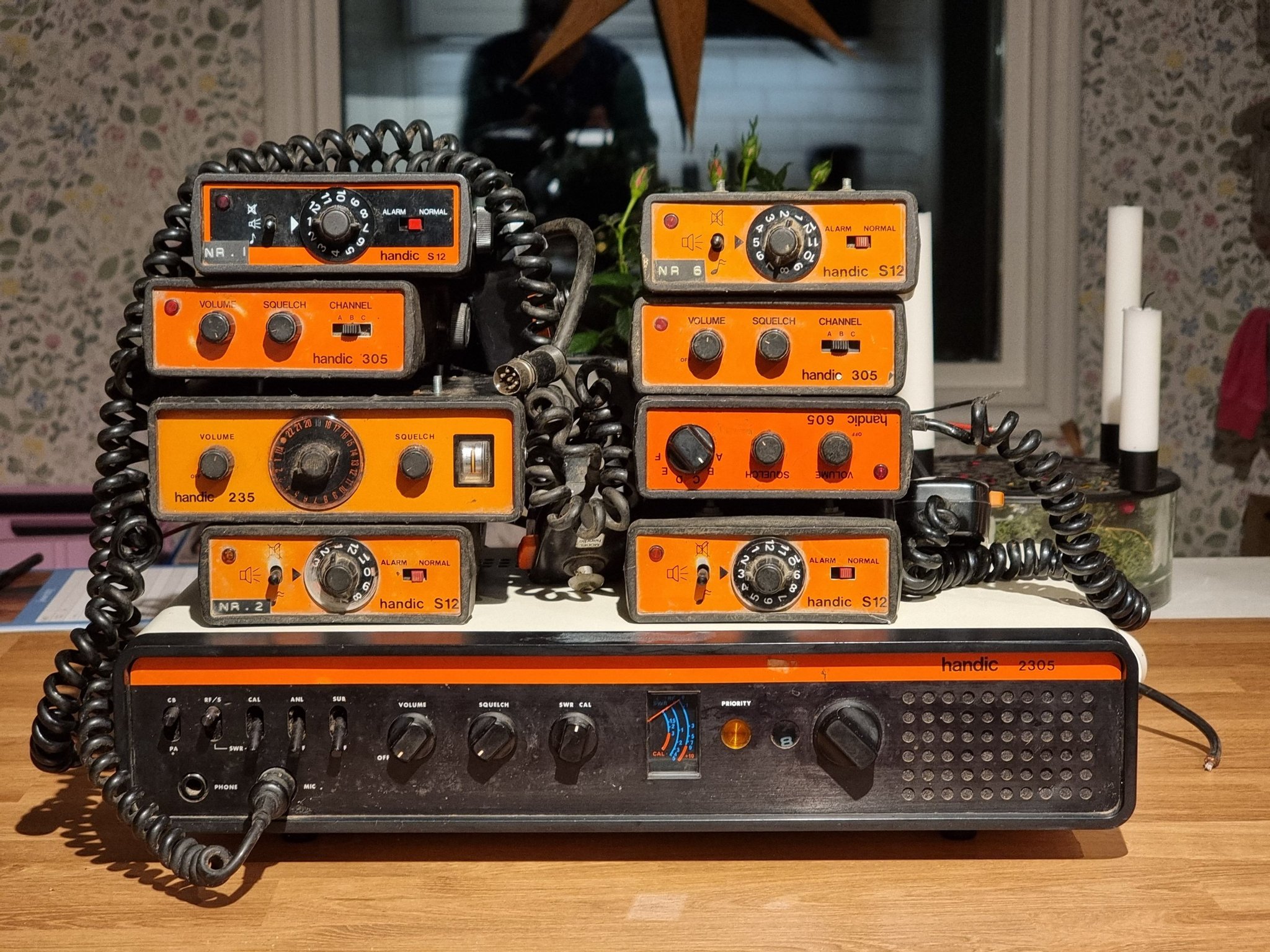 Se produkter som liknar Handic CBradio på Tradera (576843508)