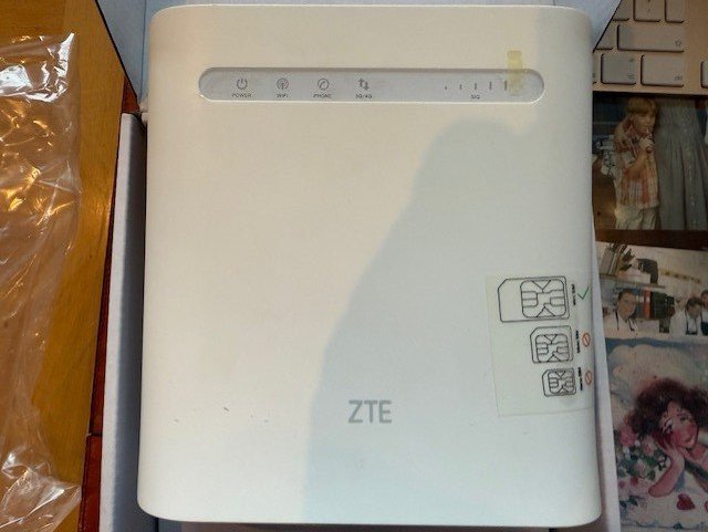 Se produkter som liknar ZTE MF286D 4G LTE Router på Tradera (696298898)