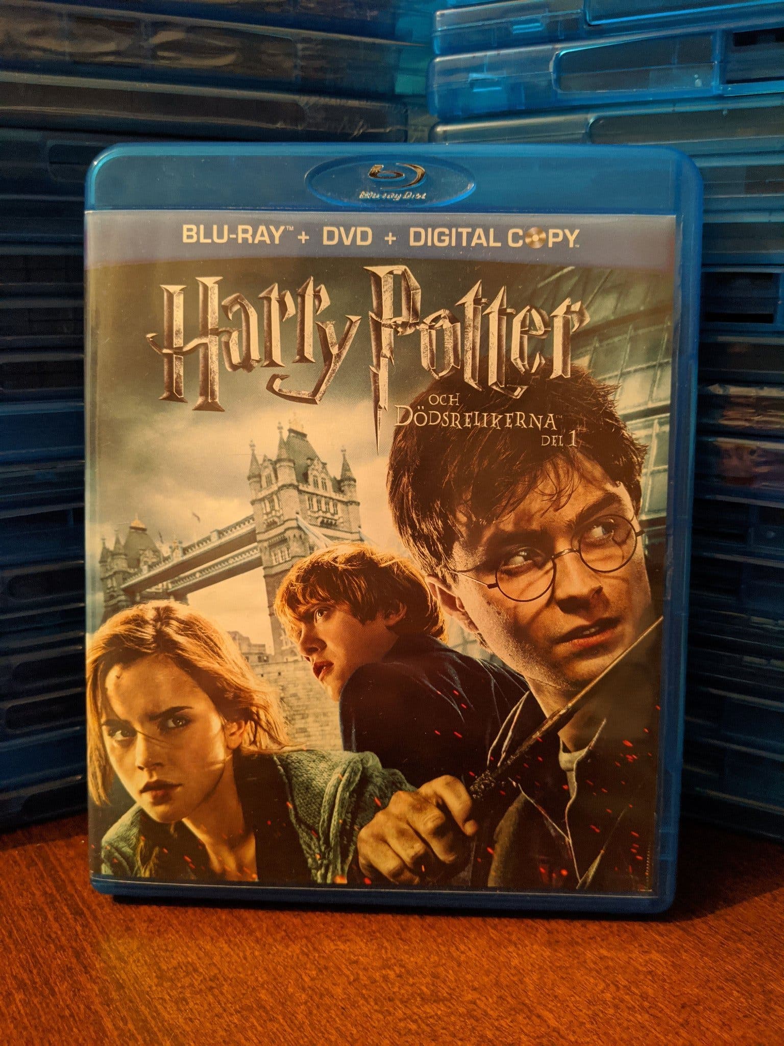 Harry Potter Och Dödsrelikerna Del 1 Online