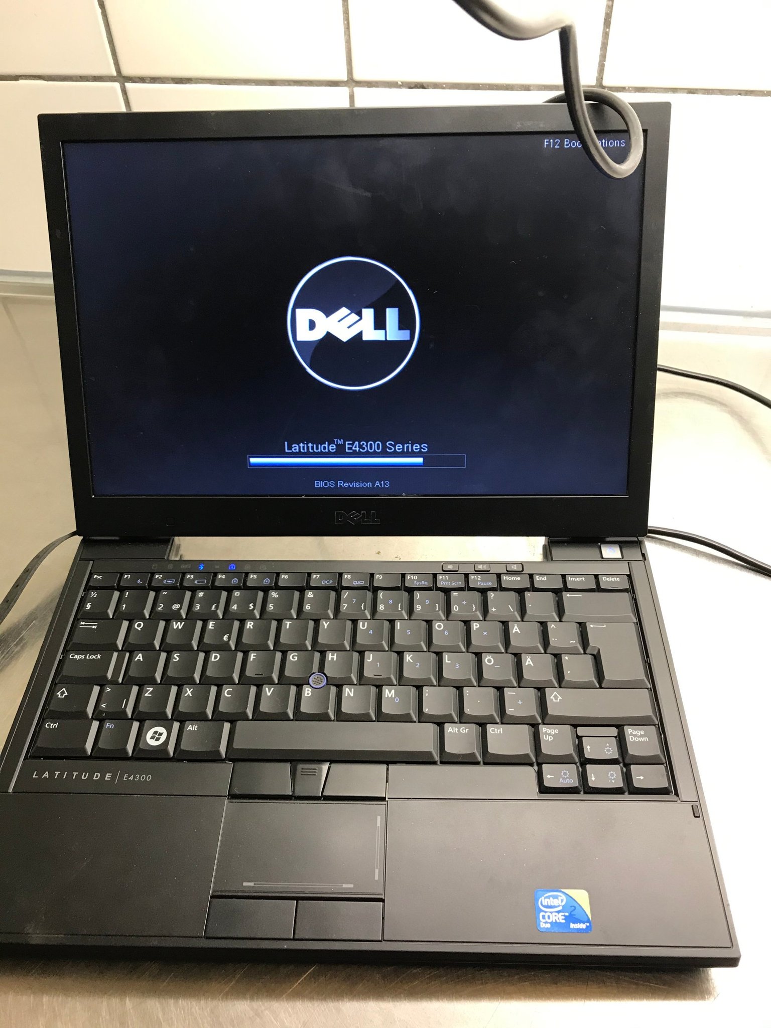  Dell Latitude E4300 13.3" Laptop (Intel Core.. (420159428) ᐈ Köp på