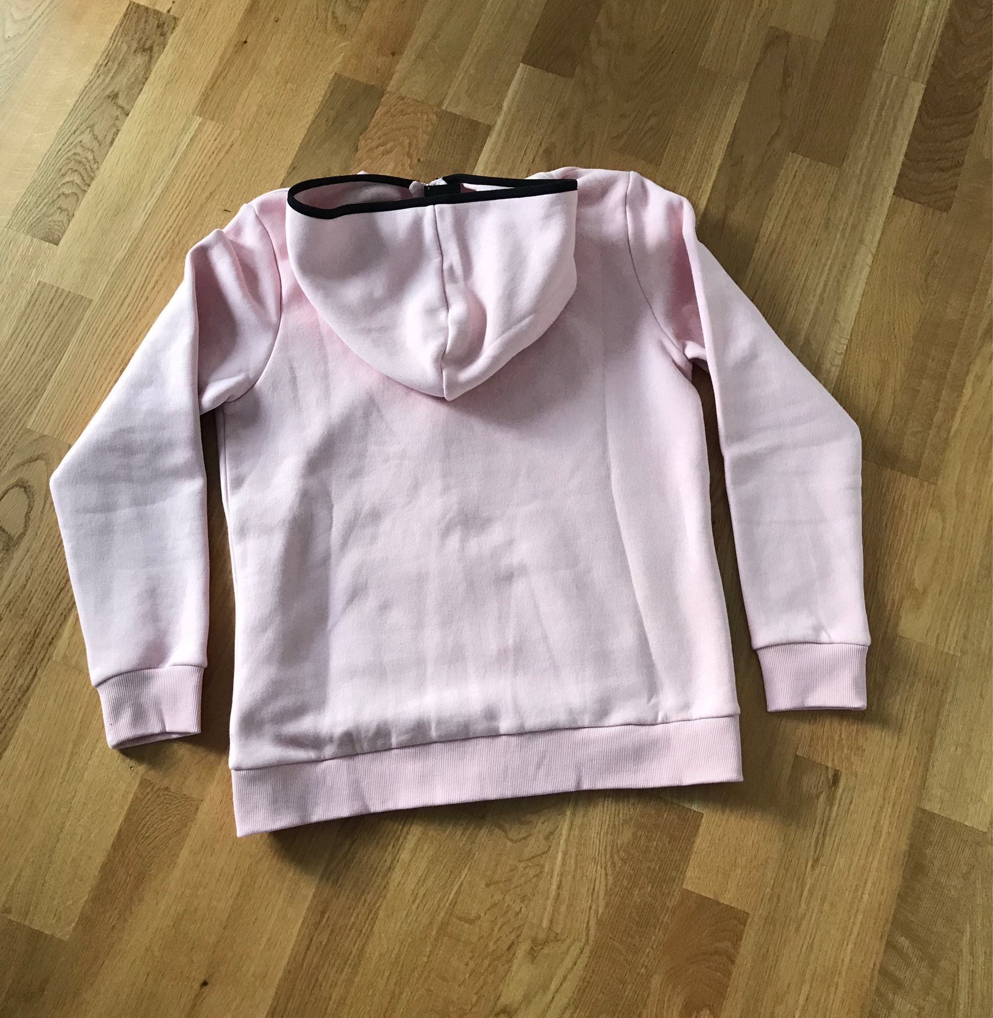PEAK PEAK PEAK PERFORMANCE Hoodie Zip Hood med tags Ord. 1100 kr Rosa Stl M-L 40-42 FYND! 050c03 PEAK PEAK PEAK PERFORMANCE Hoodie Zip Hood med tags Ord. 1100 kr Rosa Stl M-L 40-42 FYND! 050c03