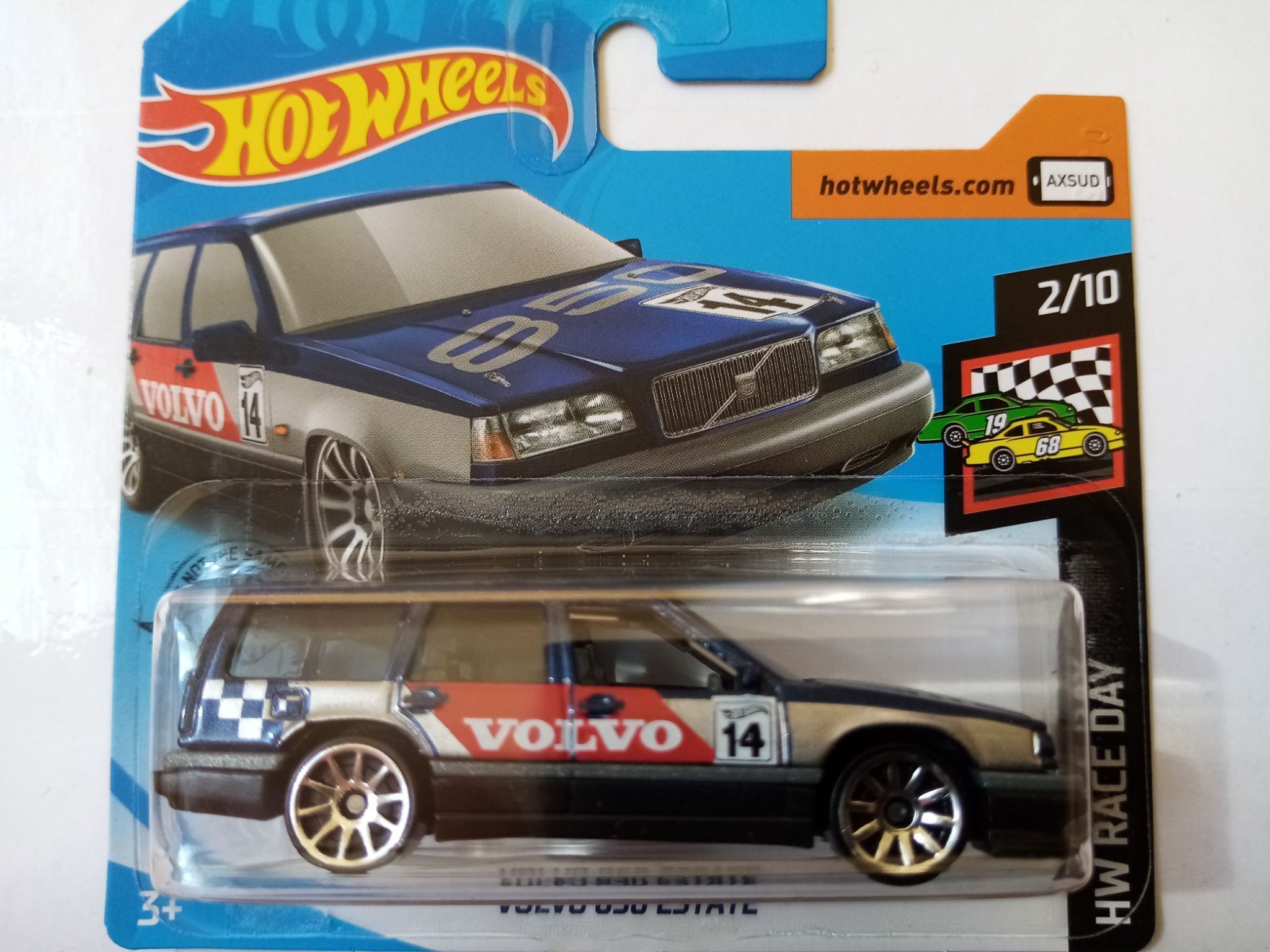 Hot wheels volvo