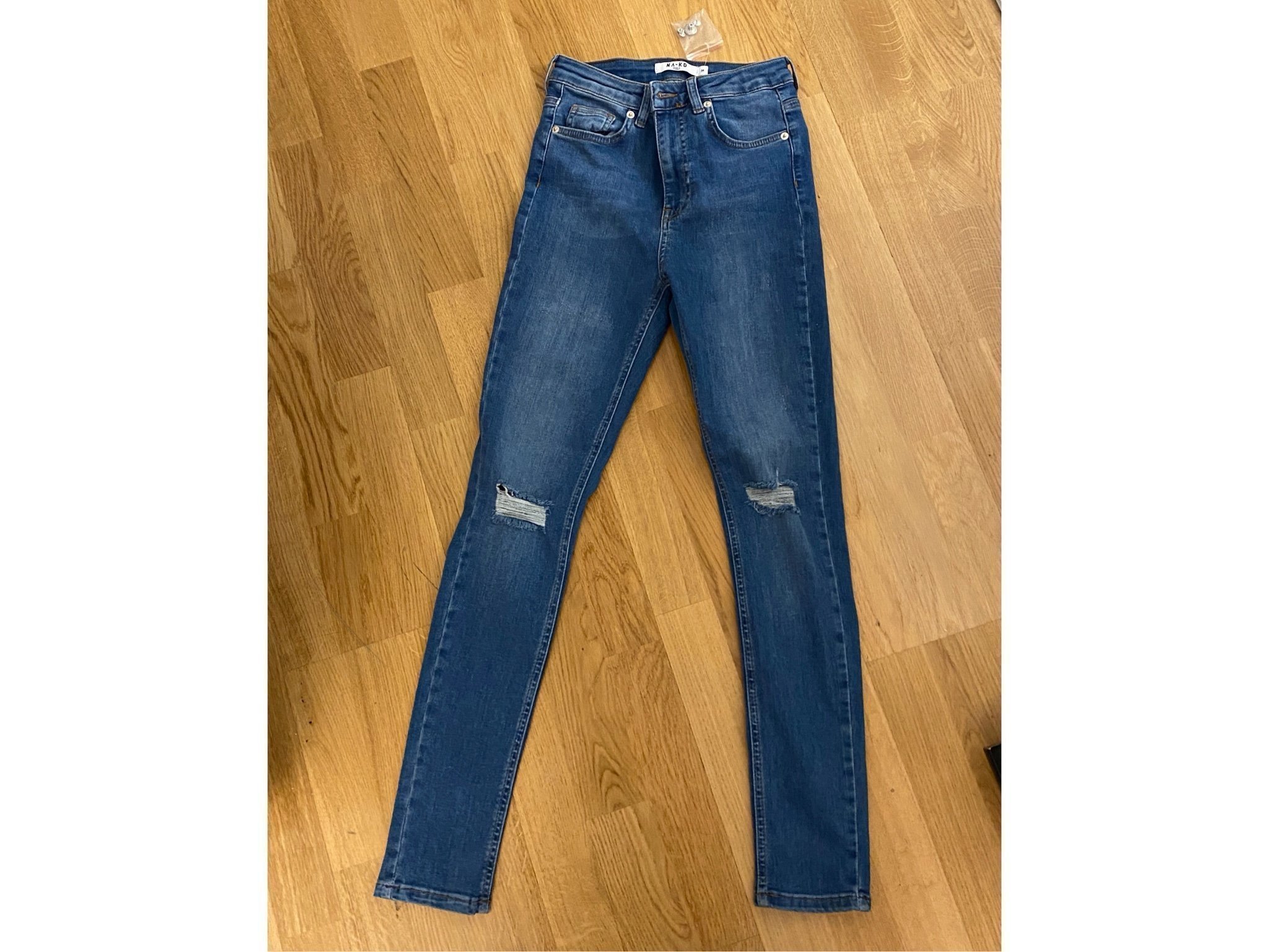 Helt nya na-kd jeans