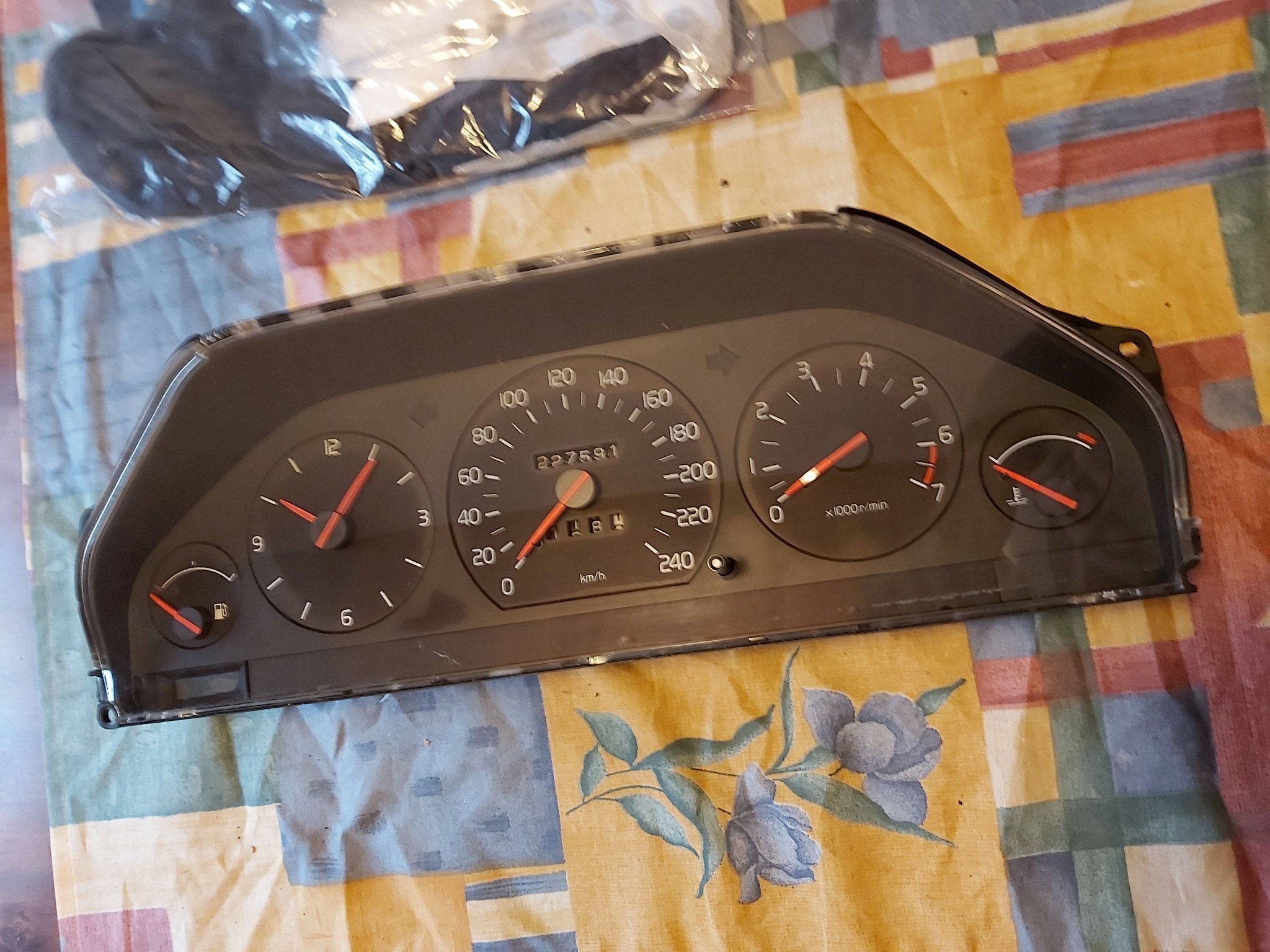 Амортизаторы для volvo 940