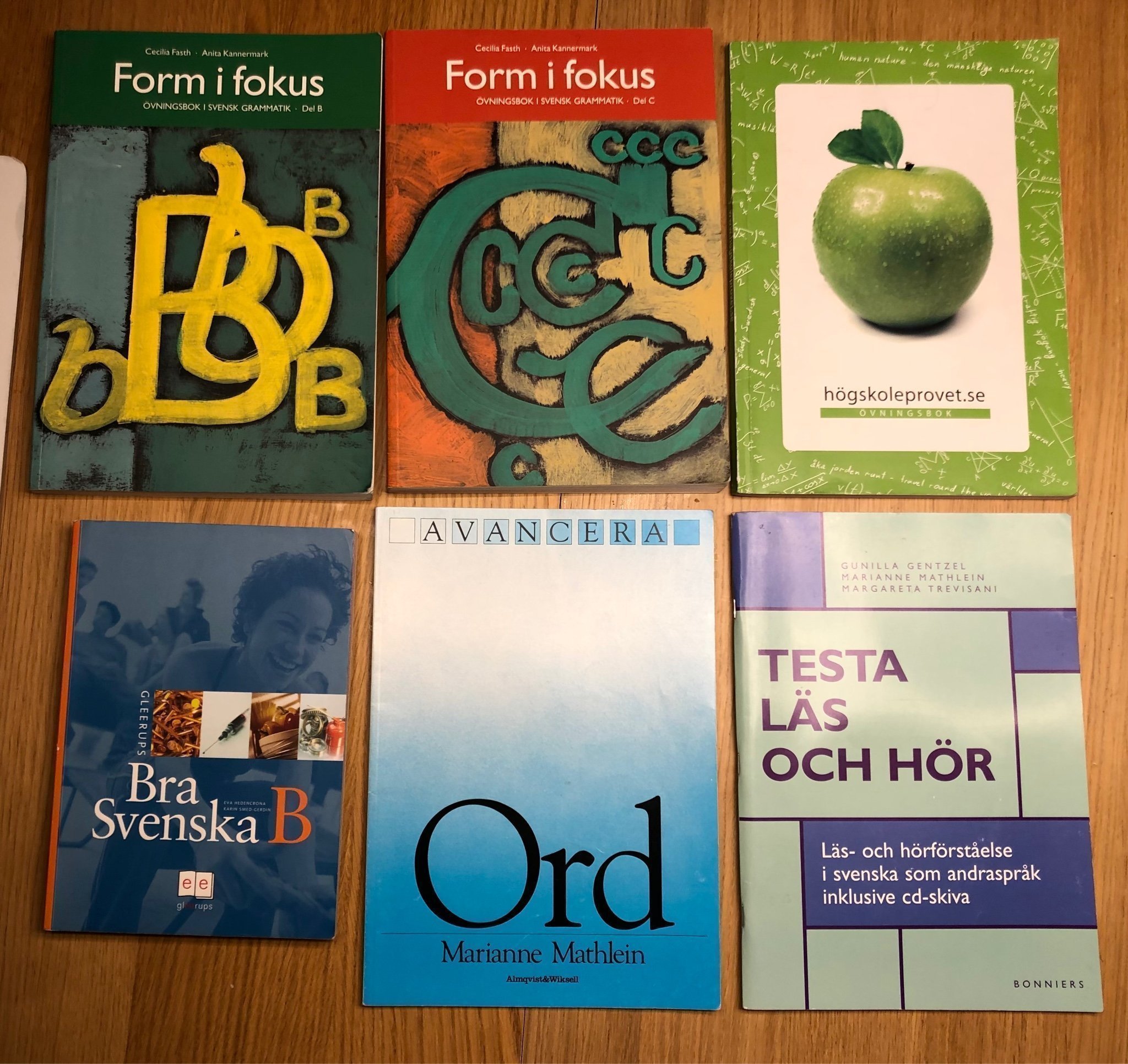 Se produkter som liknar Form i fokus + Bra Svenska B .. på Tradera