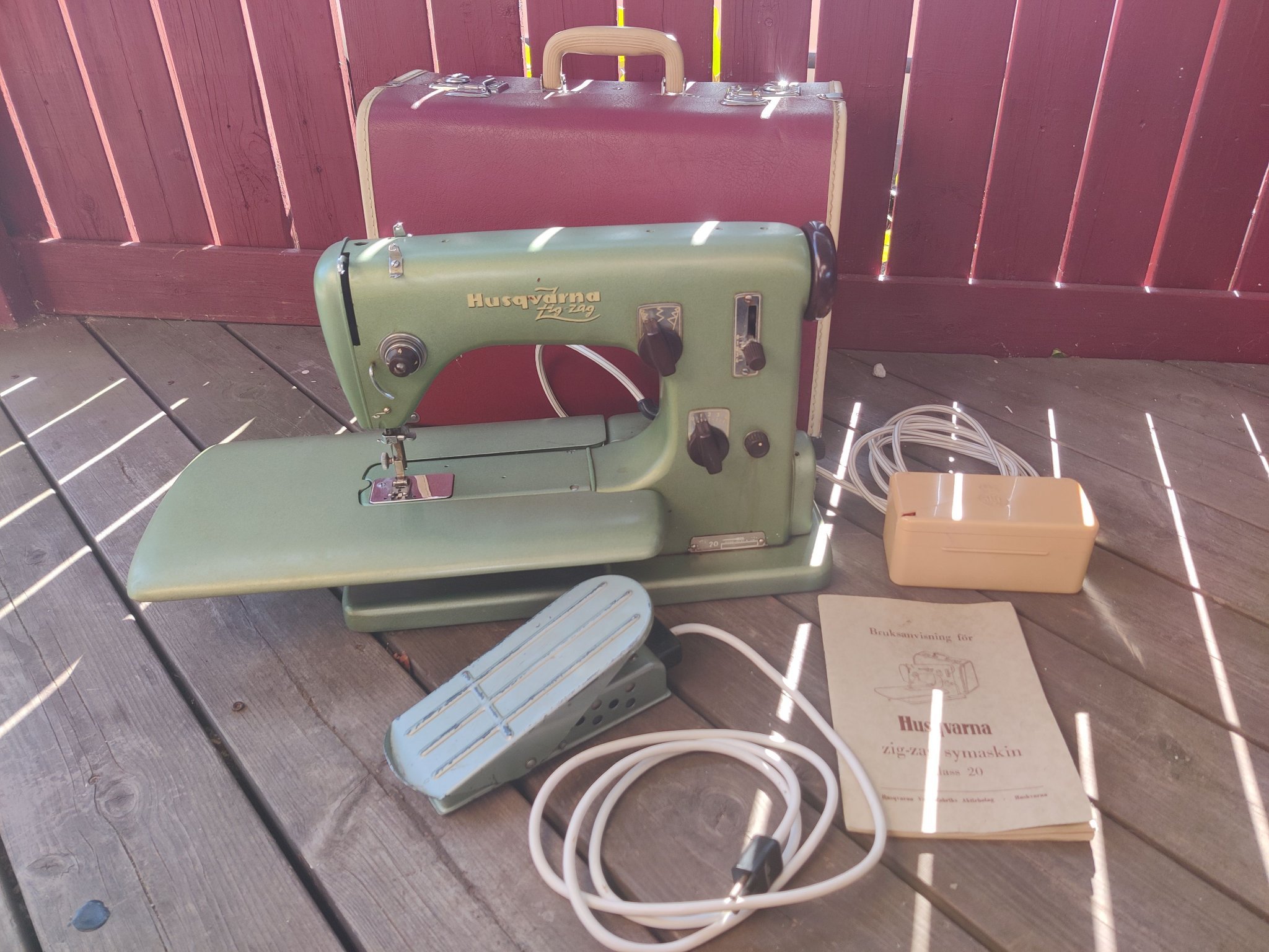 Husqvarna ZigZag , Klass 20 SYMASKIN med res.. (418827860) ᐈ Köp på
