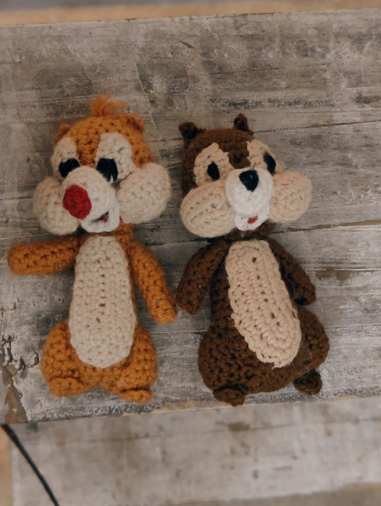 Virkad ekorre. Virkat. Amigurumi. Jul. Julpynt. Köp på Tradera