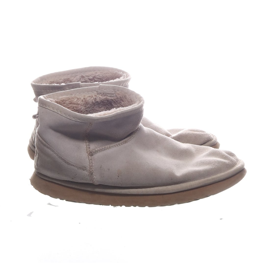 beige ugg boots women