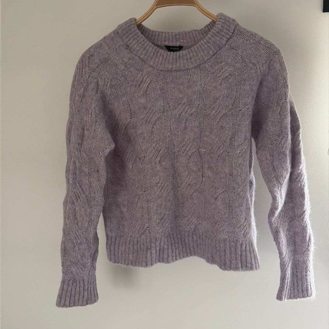 Lindex lila stickad tröja M | Köp på Tradera (755496036)