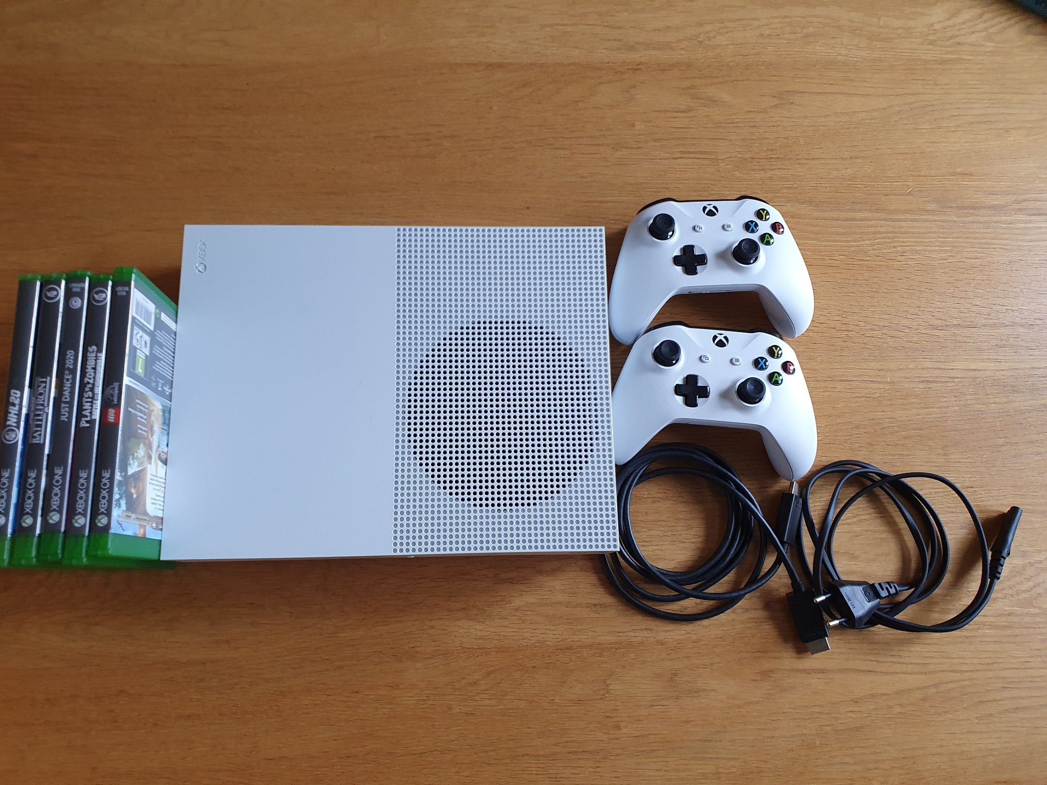 Xbox One S Spel