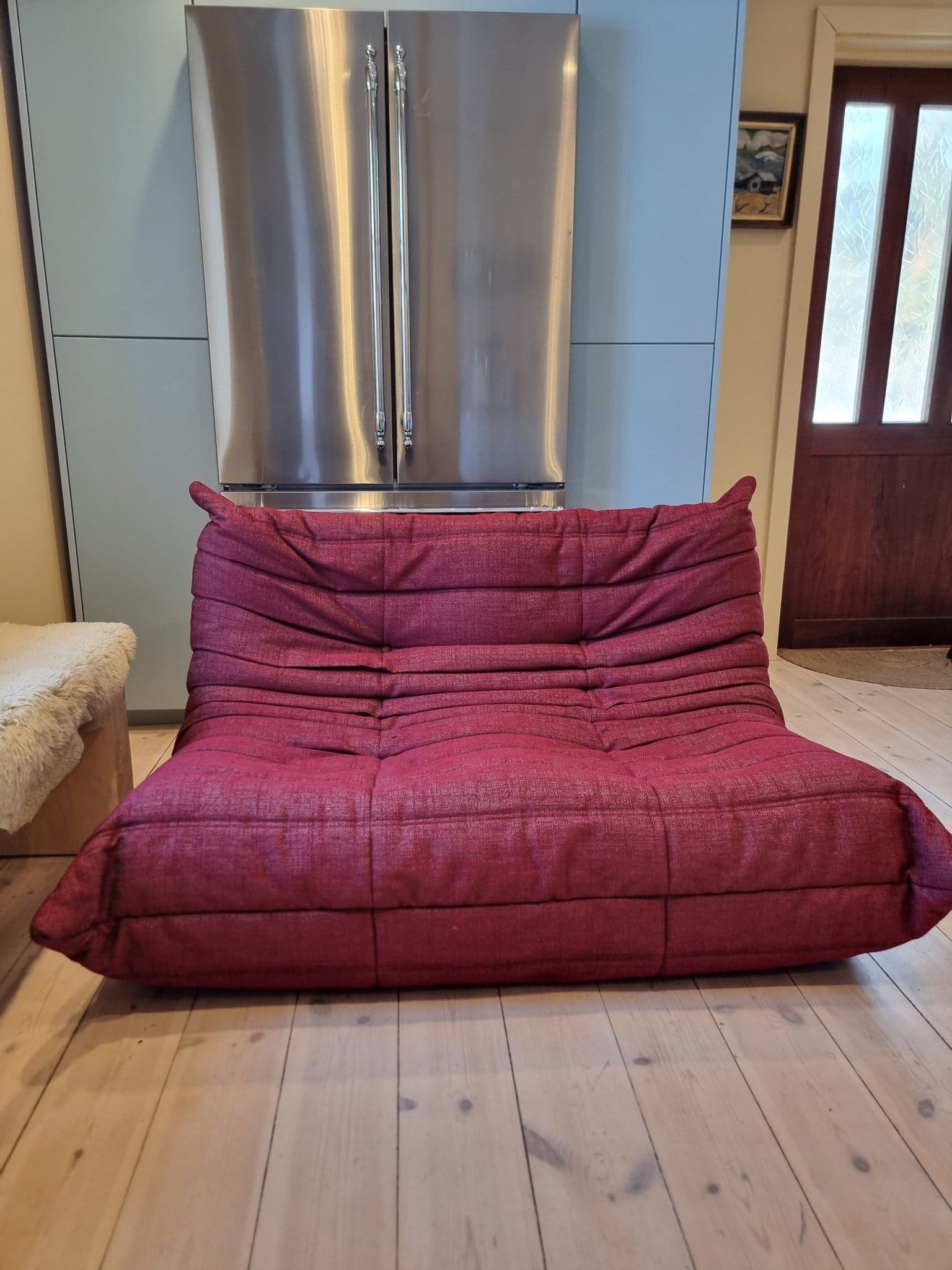 Sillón Ligne Roset Togo nuevo disponible en Suecia