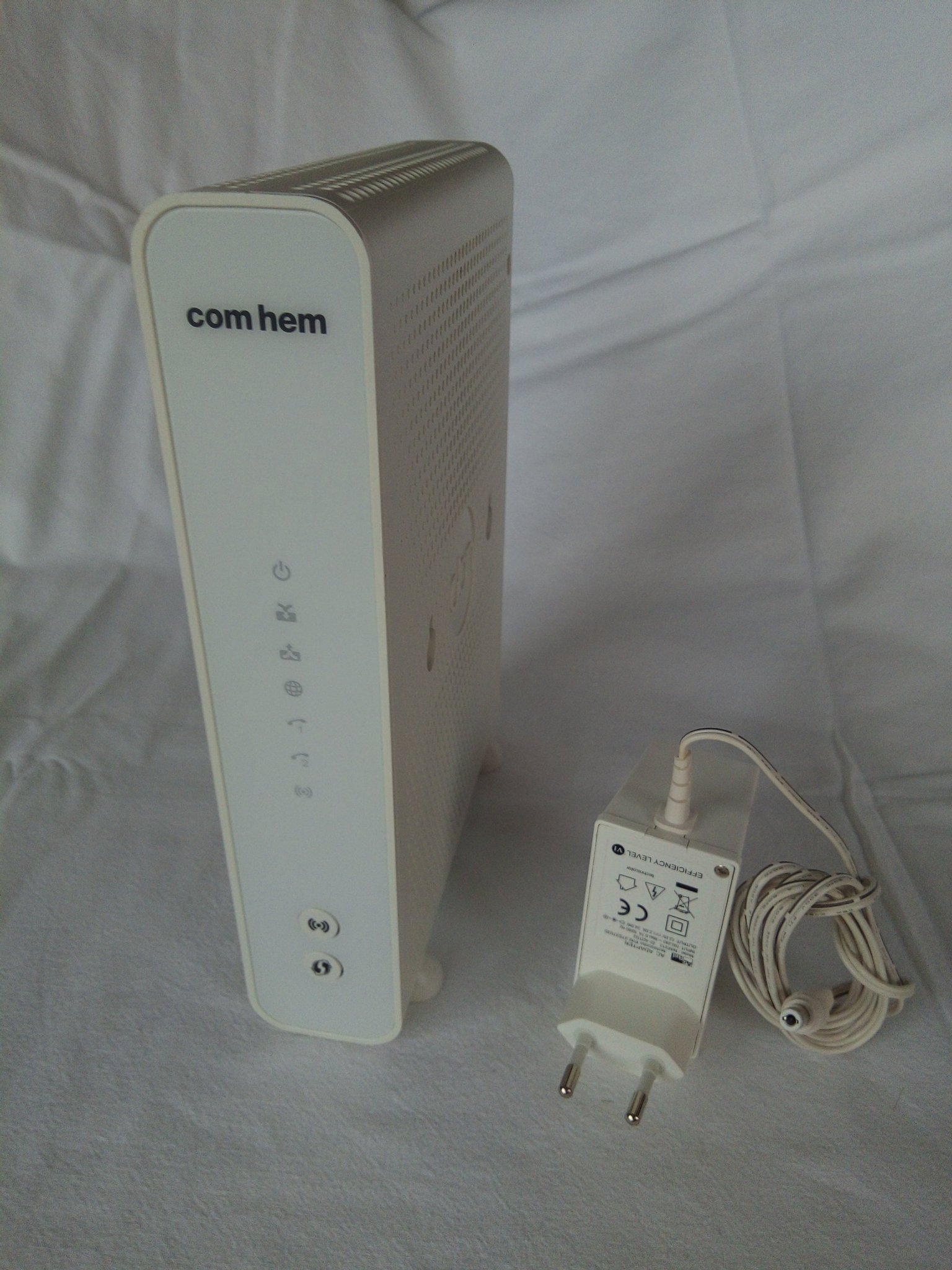 Com Hem Router CBN CH7486E DocSIS 3.0 WiFi 5GHz.. | Köp på Tradera ...