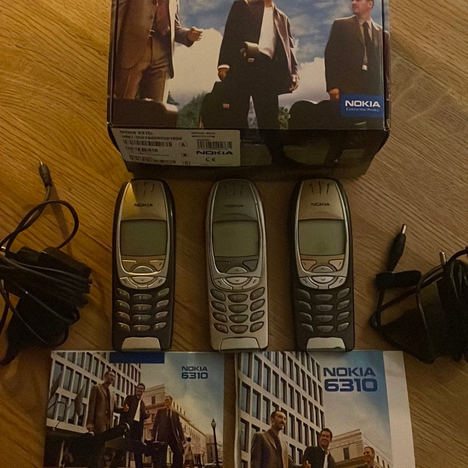 Se produkter som liknar Nokia 6310i med car kit på Tradera (620263499)