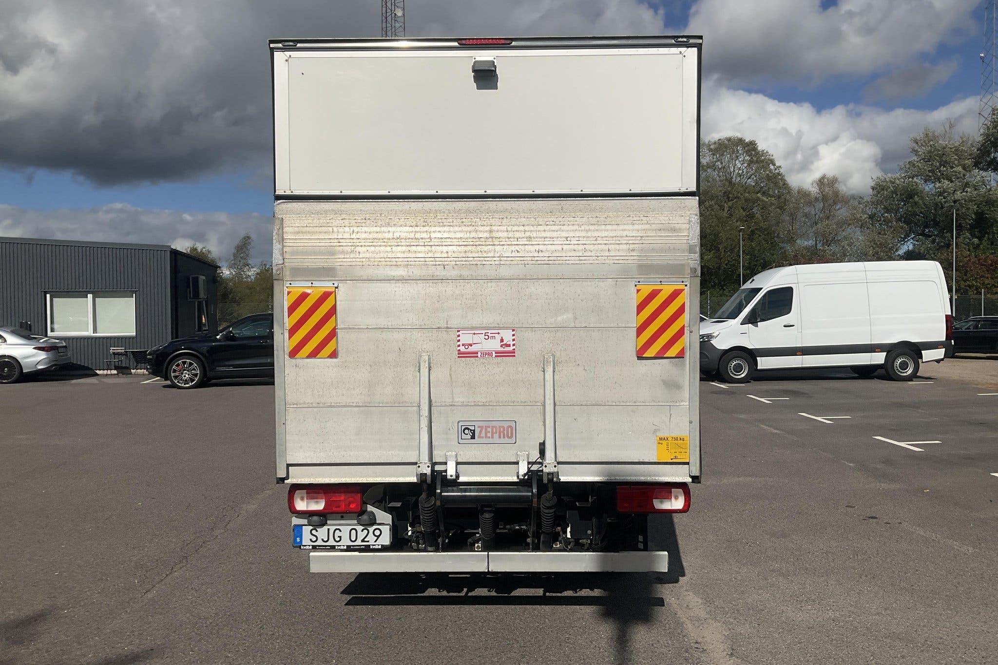 Volkswagen Crafter Chassi 35 2.0 TDI Automatic, 177hp, 2018