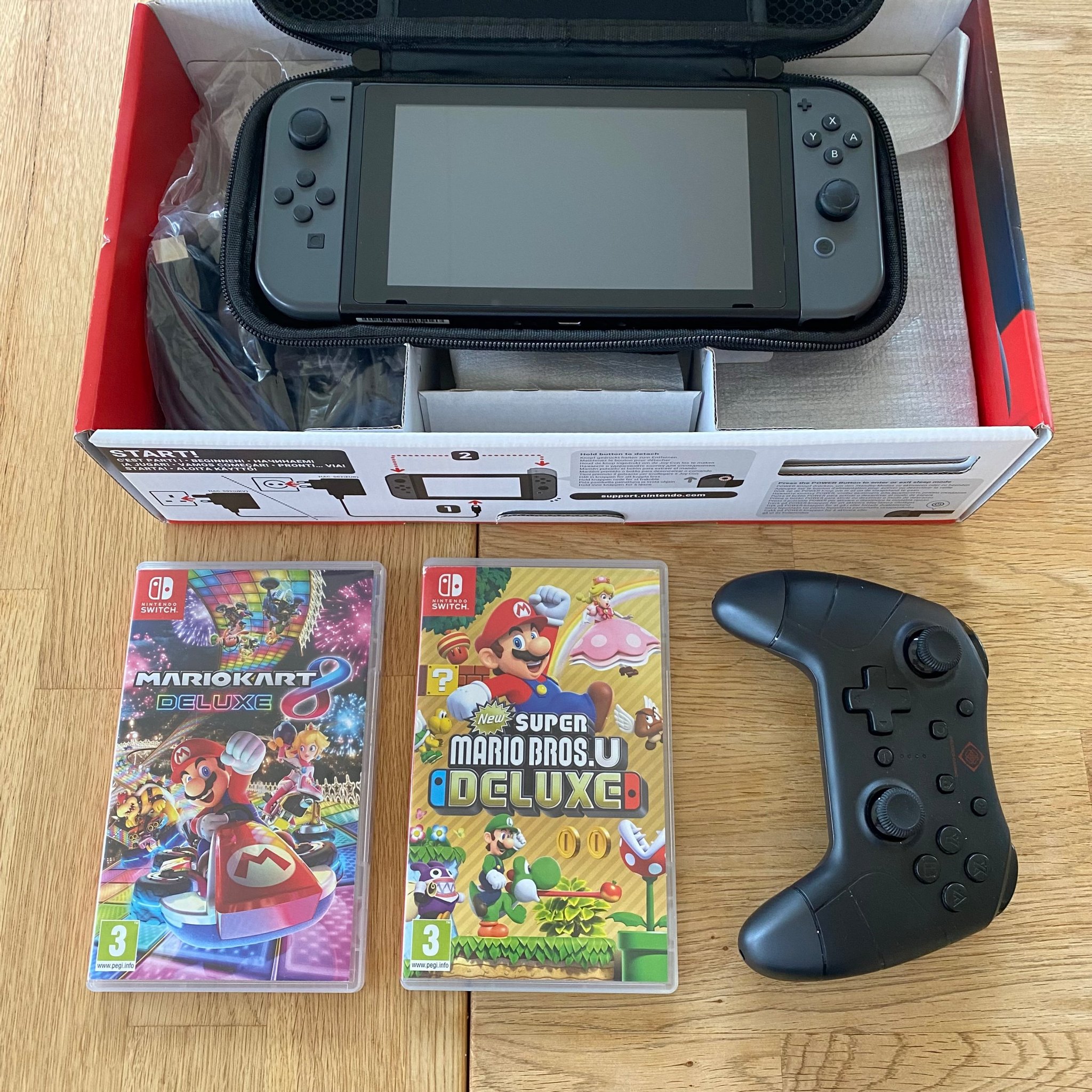 Nintendo Switch, 2 Mariospel och extra kontroll Köp på Tradera