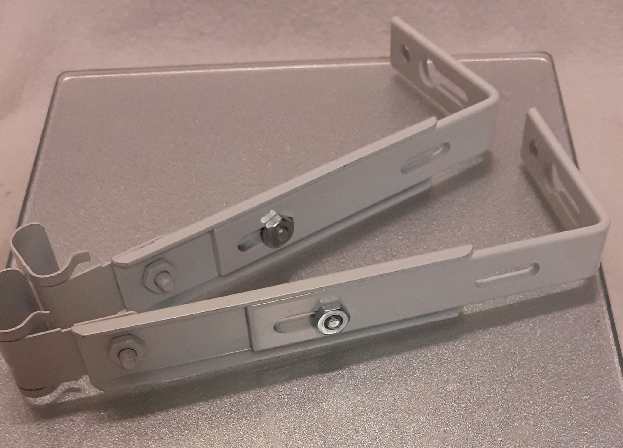 Väggfäste Kirsch Köp på Tradera (566096201)