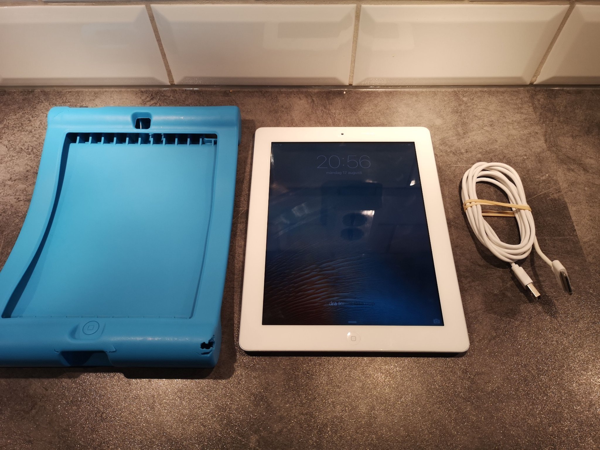 Ipad 16 GB Model A1395 - Fint Skick (423828778) ᐈ Köp på Tradera