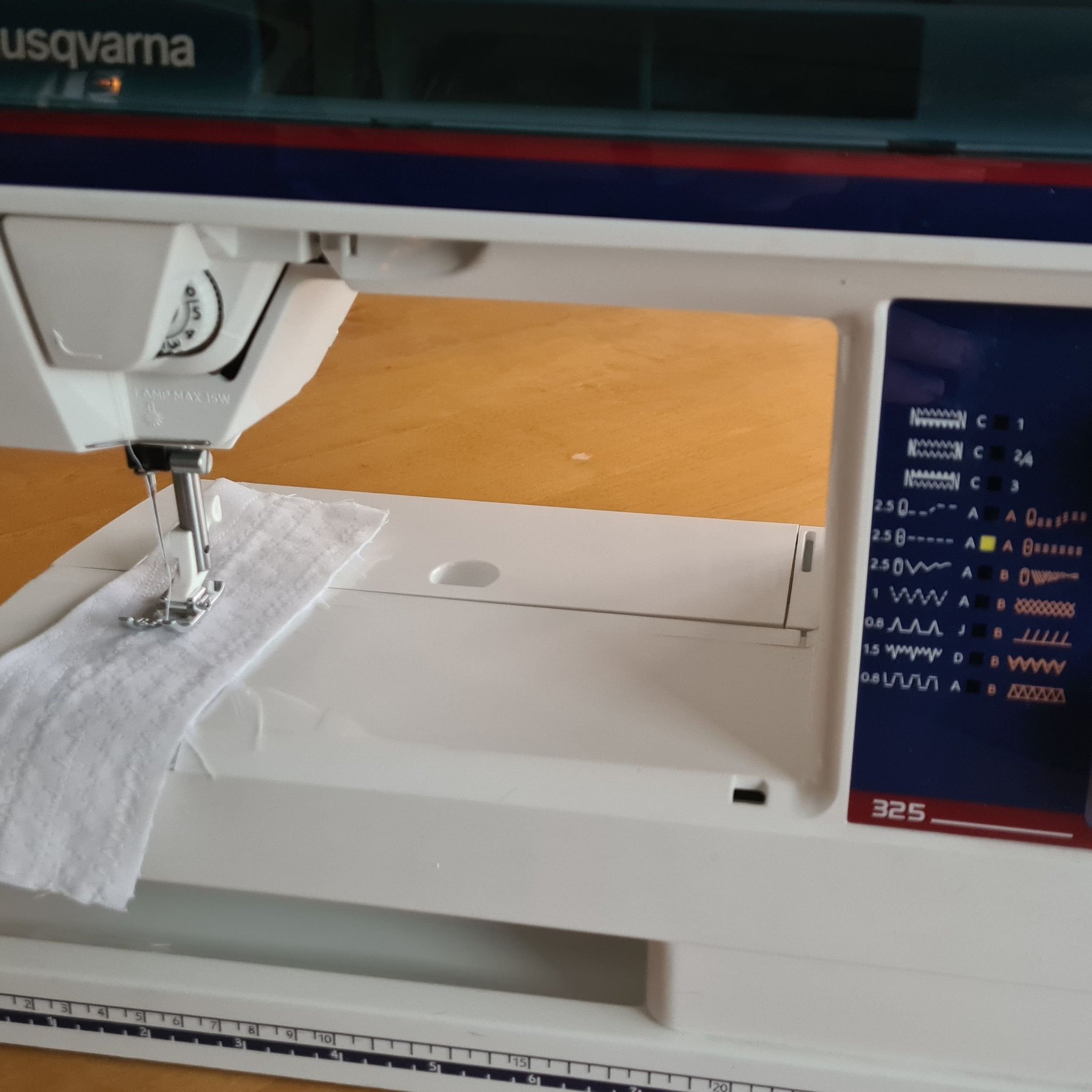 Husqvarna VIKING symaskin Köp på Tradera (617681447)