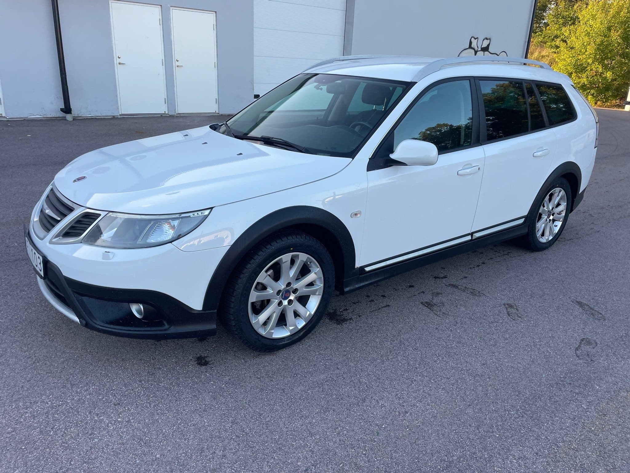Saab 9-3X 2.0T BioPower XWD Aero available